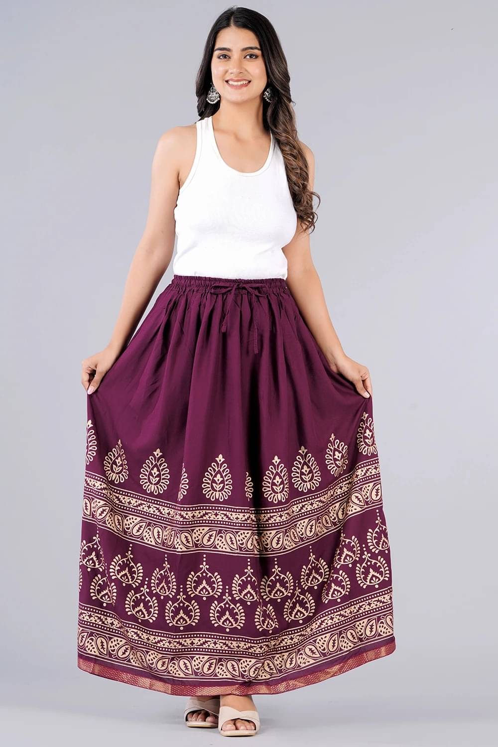 Kumbhaj Black Viscose Women's Flared Skirt ( Pack of 1 ) Kumbhaj Black Viscose Women's Flared Skirt ( Pack of 1 )