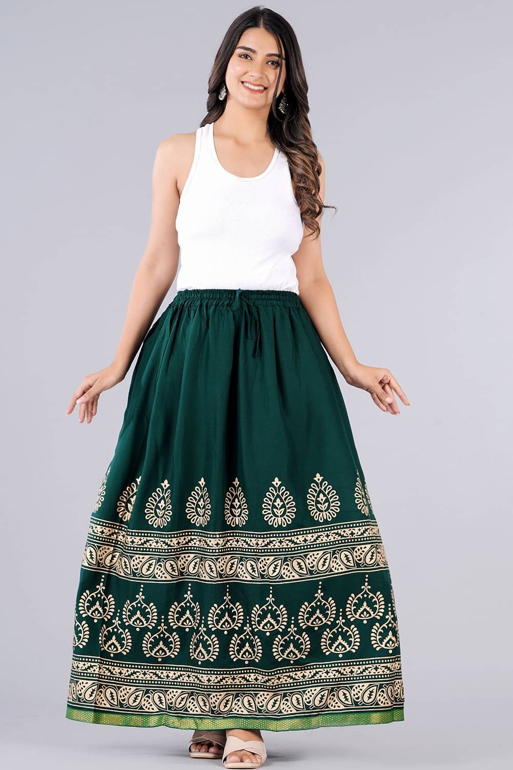 Kumbhaj Black Viscose Women's Flared Skirt ( Pack of 1 ) Kumbhaj Black Viscose Women's Flared Skirt ( Pack of 1 )