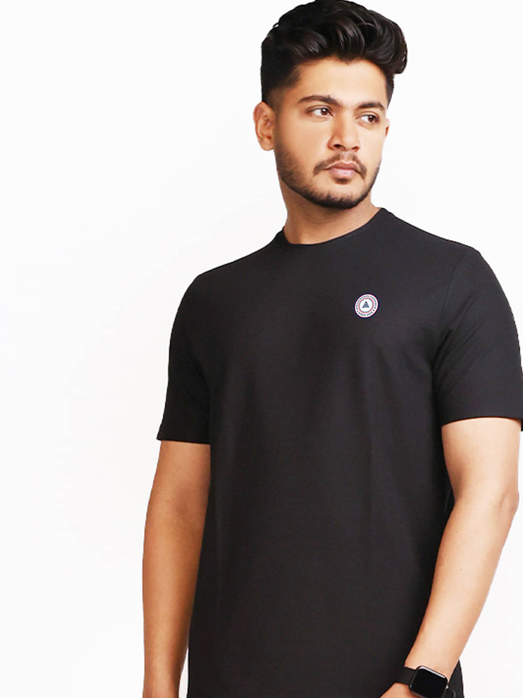     			PROPERSEVEN Men Polyester Regular Fit Solid T-Shirt ( Black )