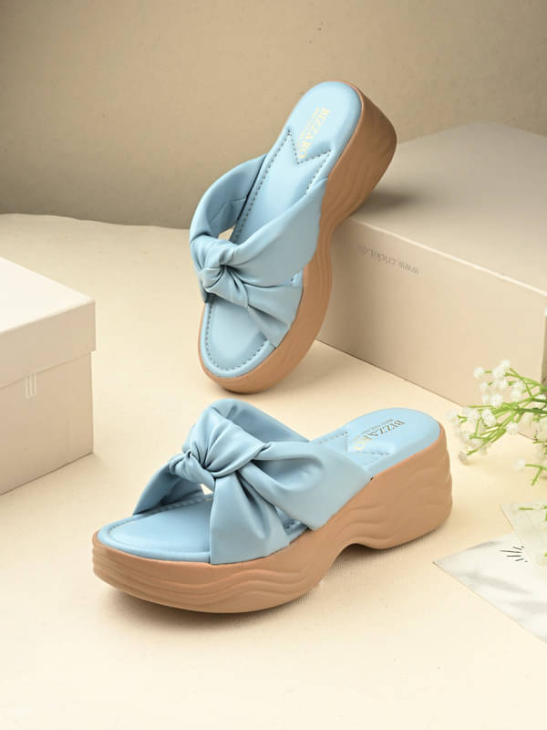     			BIZZARO Blue Women's Flats