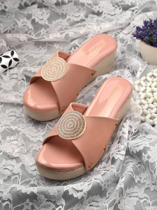     			BIZZARO Peach Women's Sandal Heels