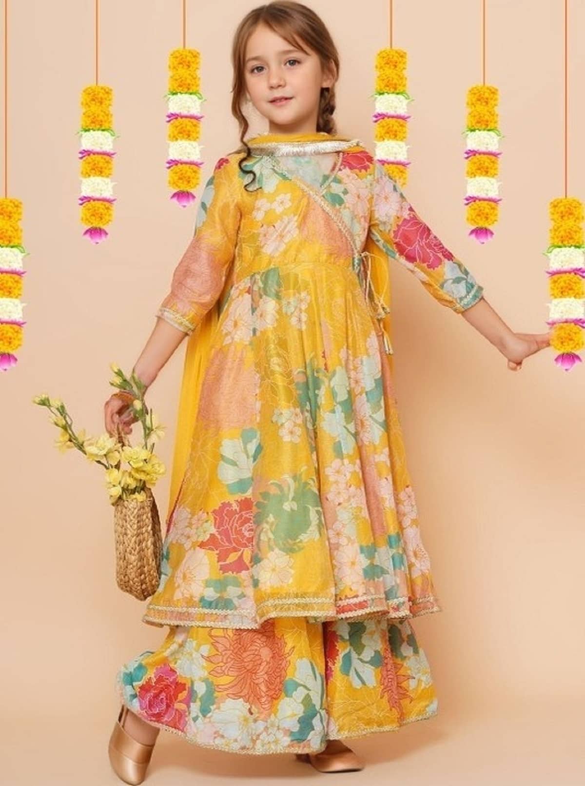 Dutt Creation Girls Cotton Blend Kurti with Sharara ( Pack of 1 , Yellow )