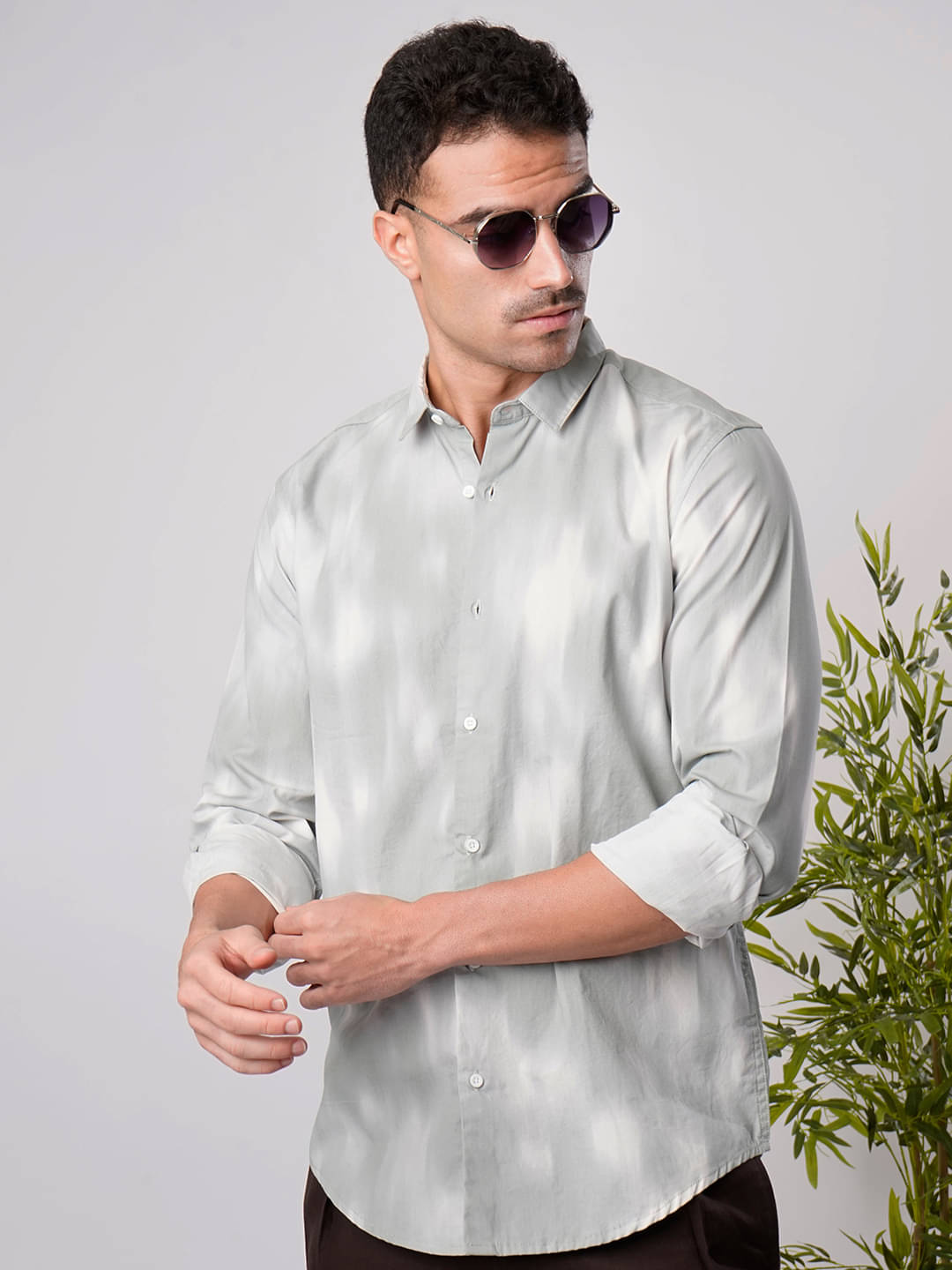 IVOC Rayon Slim Fit Printed Full Sleeves Men's Casual Shirt - Green ( Pack of 1 ) IVOC Rayon Slim Fit Printed Full Sleeves Men's Casual Shirt - Green ( Pack of 1 )