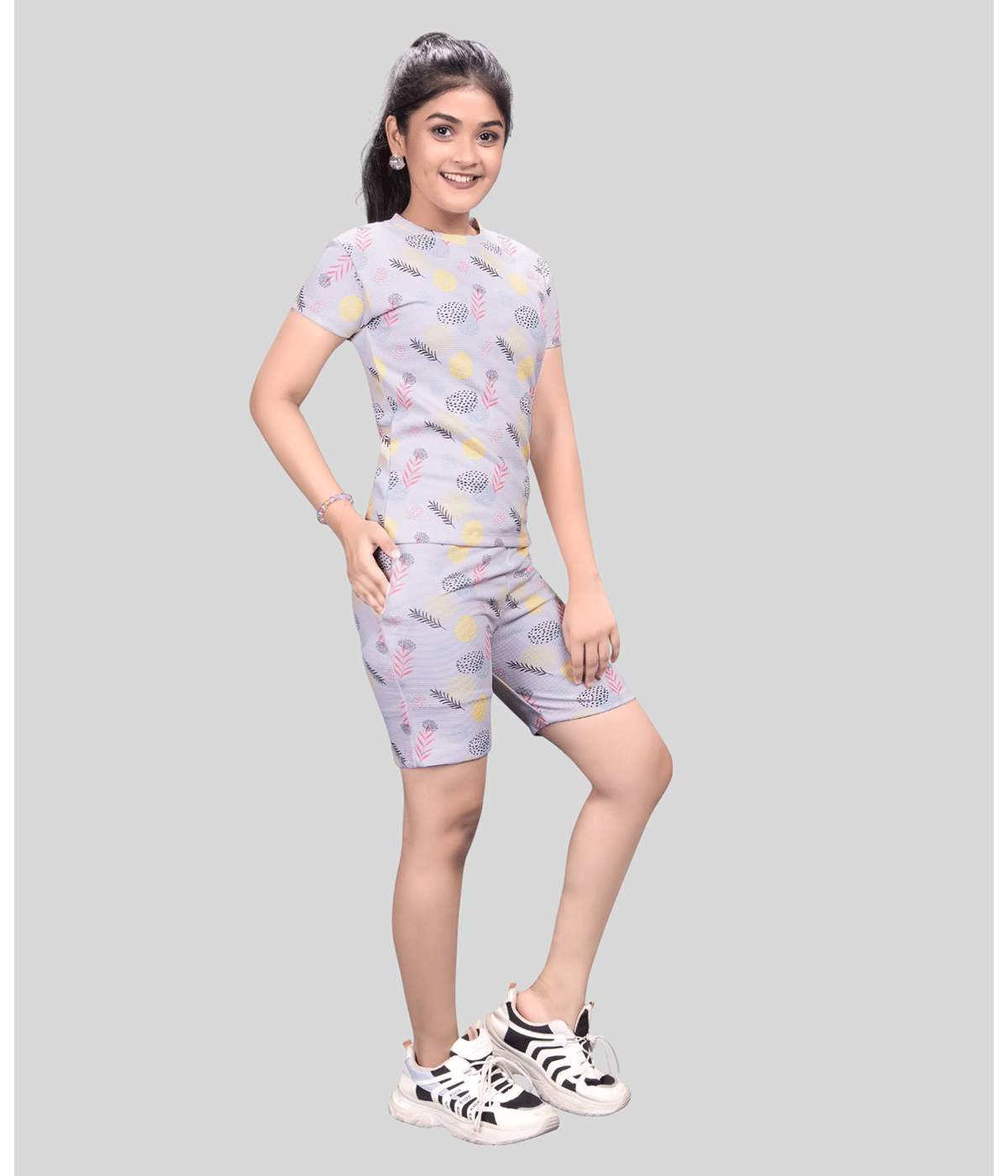     			Little Funky Pack of 1 Girls Cotton Blend T-shirt & Shorts ( Pink )