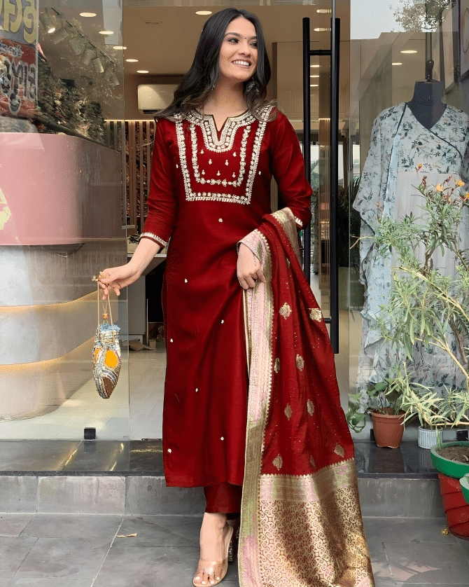     			STAVROZ FASHION Women Cotton Silk Embroidered Straight Kurti With Pants ( Maroon )