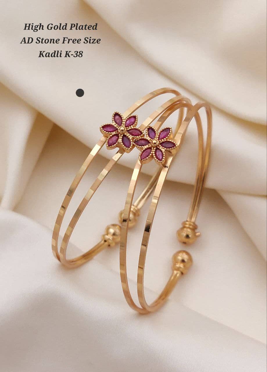 Shivay Fashion Gold Kada Set ( Pack of 1 ) - Bangles & Bracelets | Buy online on ZillyBuy