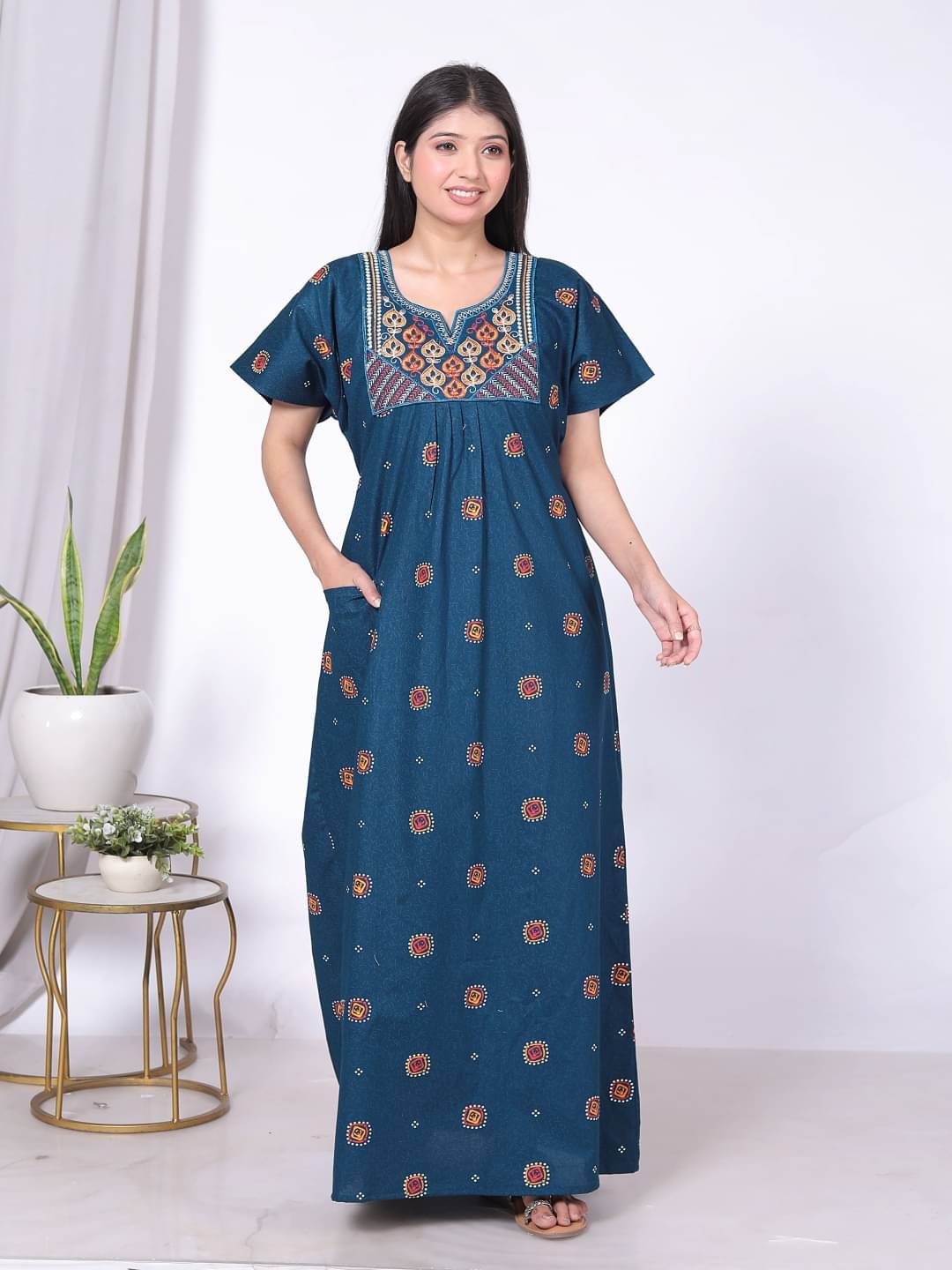 Anjaneya Creations Green Cotton Women's Nightwear Nighty & Night Gowns ( Pack of 1 ) Anjaneya Creations Green Cotton Women's Nightwear Nighty & Night Gowns ( Pack of 1 )