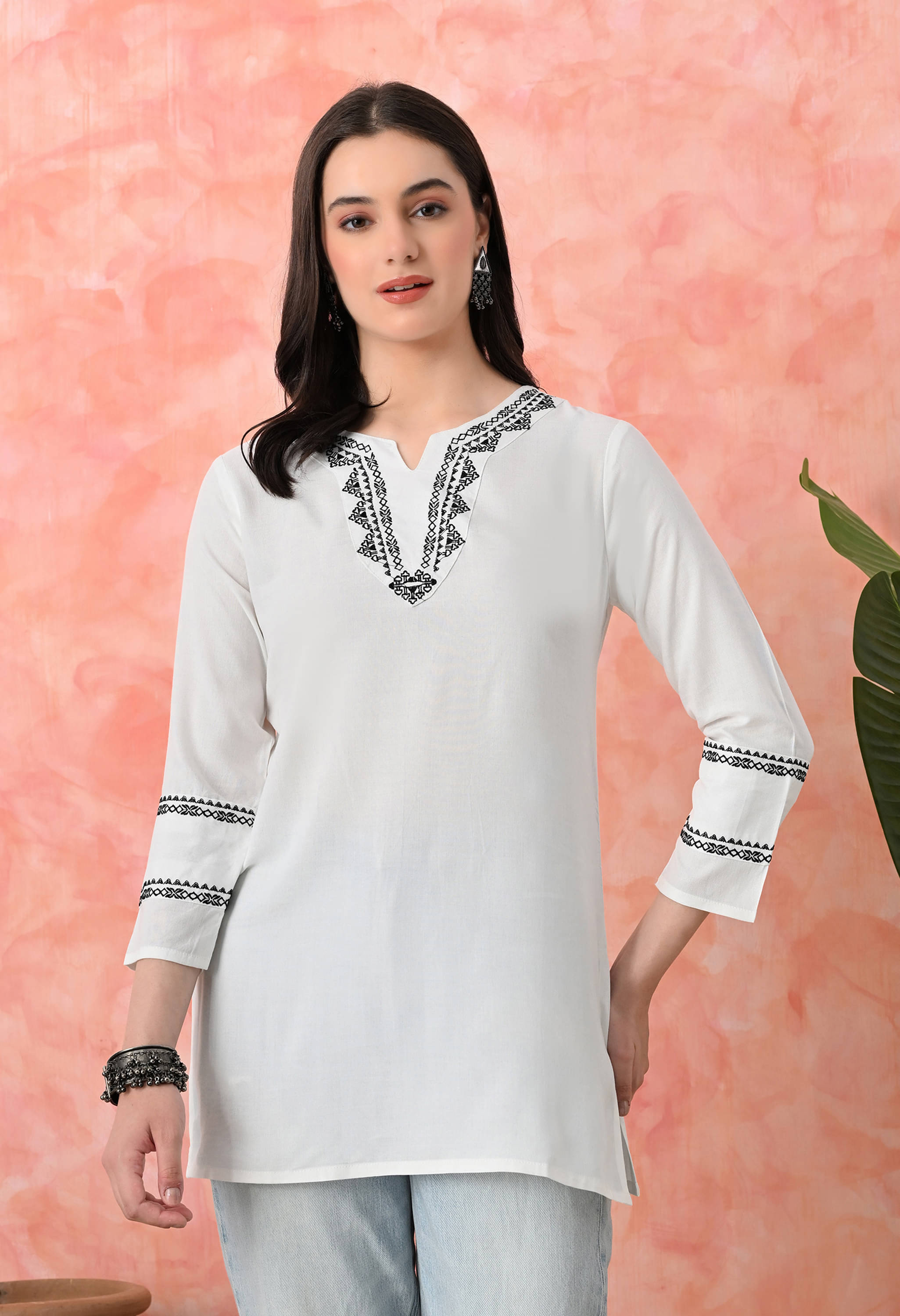 Daneen Women's Viscose Rayon Embroidered Straight Kurti - ( White ) Daneen Women's Viscose Rayon Embroidered Straight Kurti - ( White )