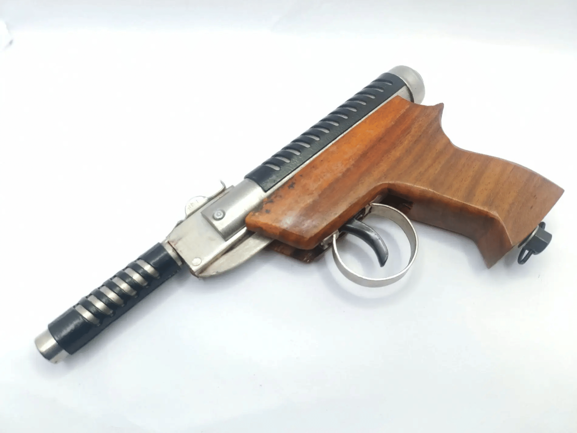 Kadio Thunder 07 Wooden and Metal Air Gun Pistol 200 Pellets Free Cover Free Kadio Thunder 07 Wooden and Metal Air Gun Pistol 200 Pellets Free Cover Free