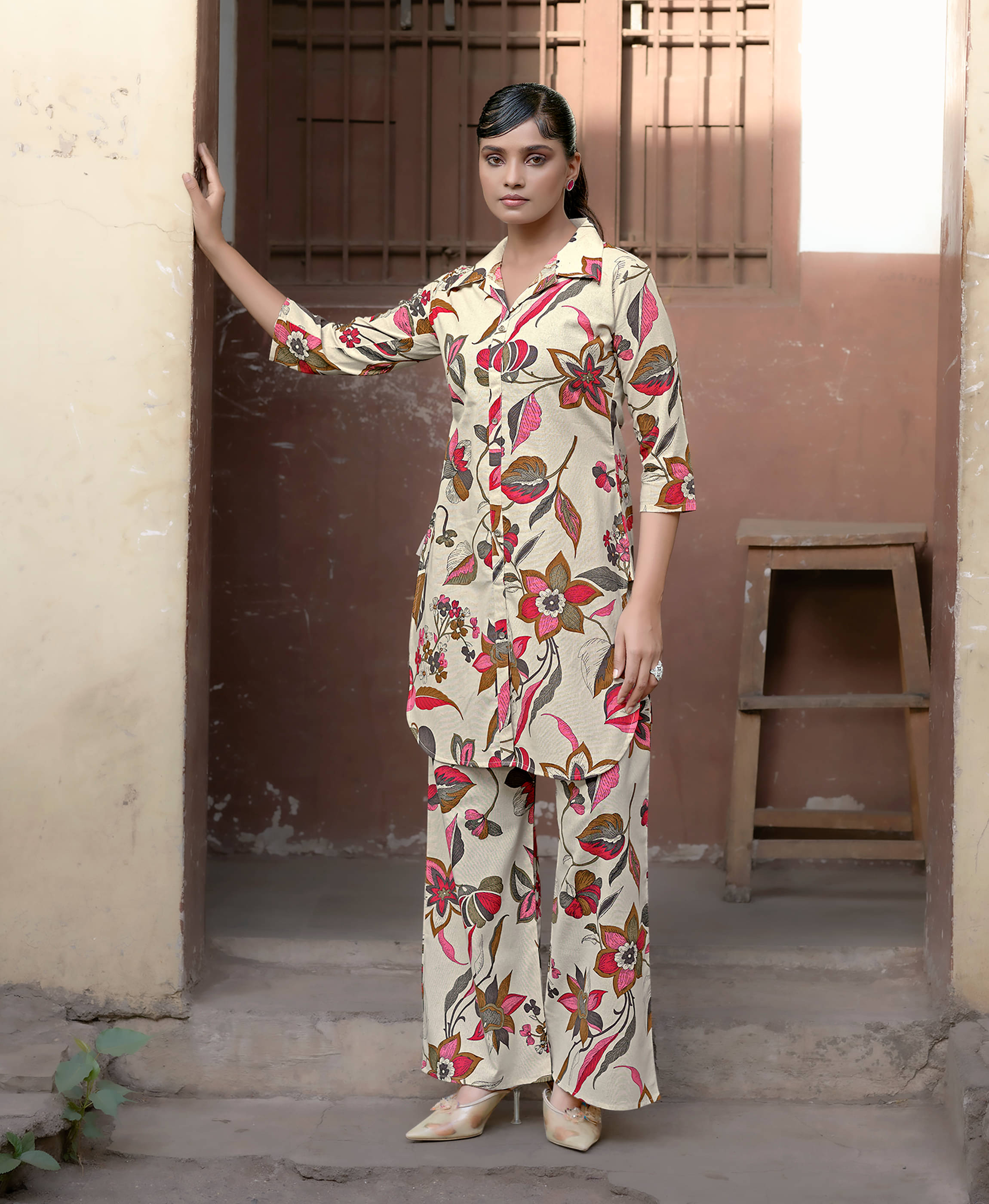     			MOJILAA Women Printed Top With Trousers Co-Ord Set ( Pink )