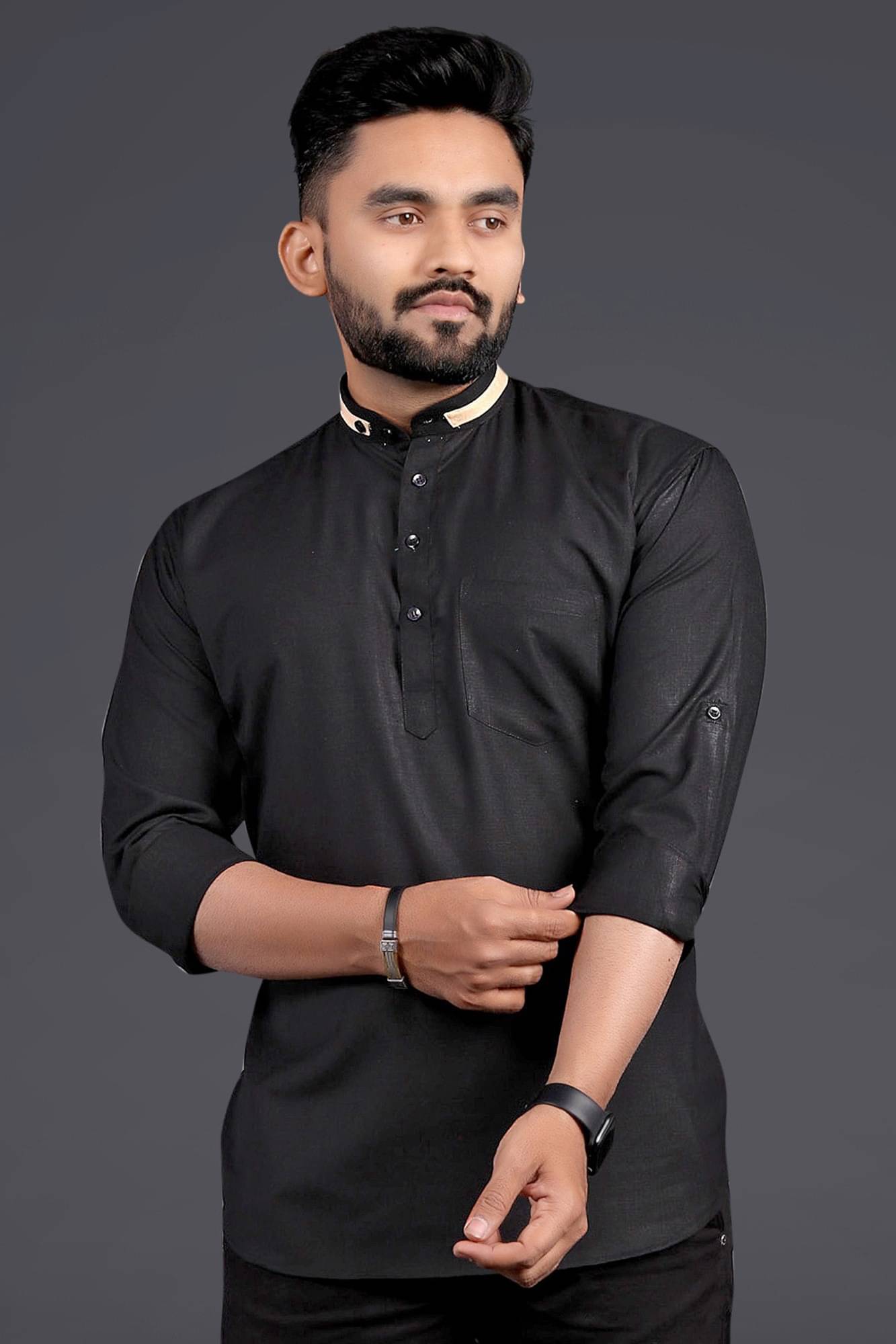     			SOPANI Black Cotton Men's Regular Kurta ( Pack of 1 )