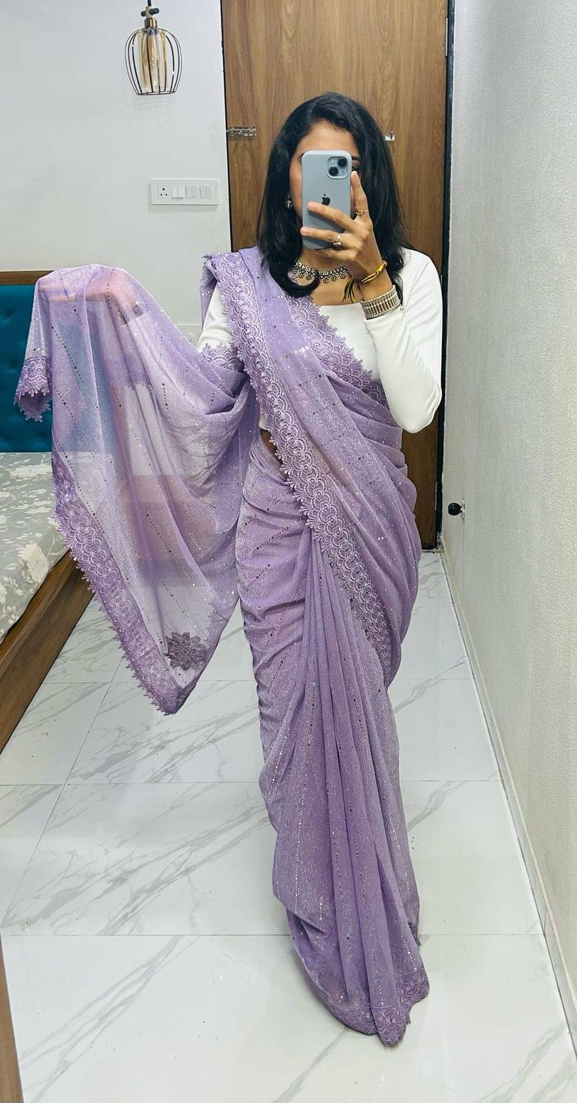     			HR Enterprise Lycra Embellished Saree With Unstitched Blouse Piece ( Purple )