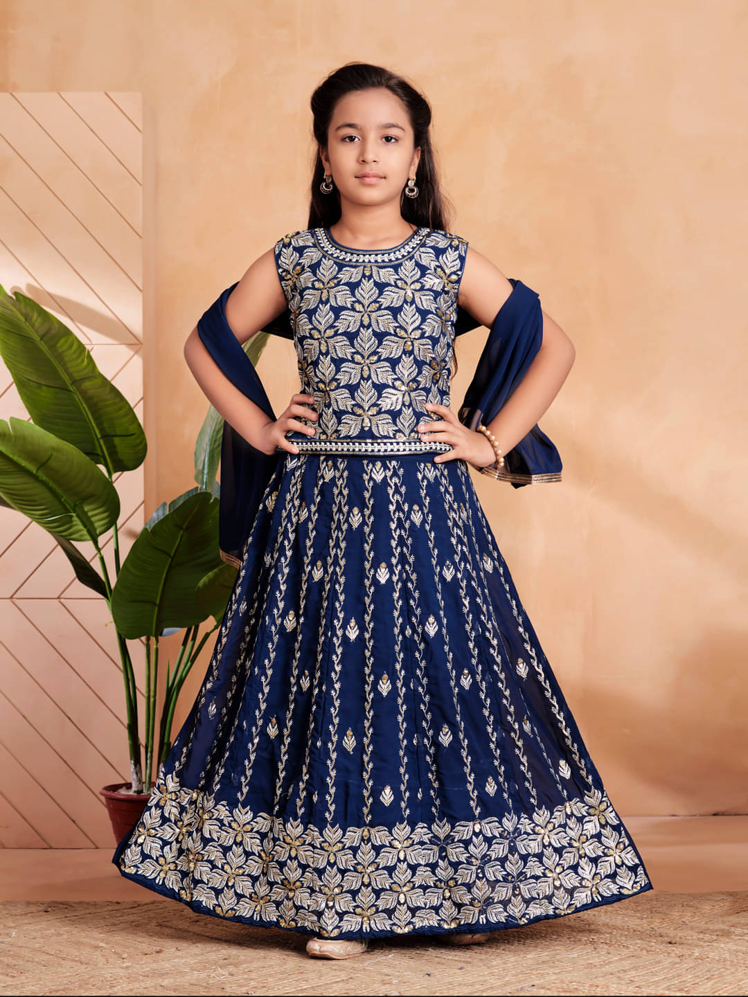     			Aarika Georgette Lehenga Choli Set For Girls ( Pack of 1 , Teal )