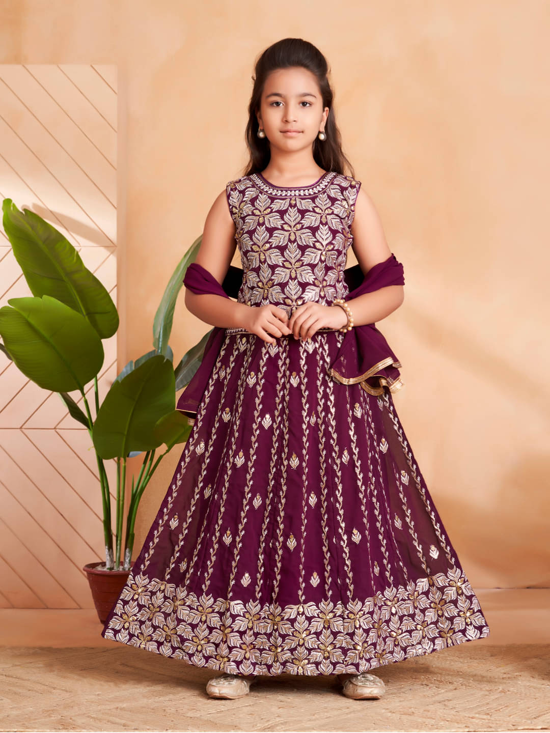     			Aarika Georgette Lehenga Choli Set For Girls ( Pack of 1 , Purple )