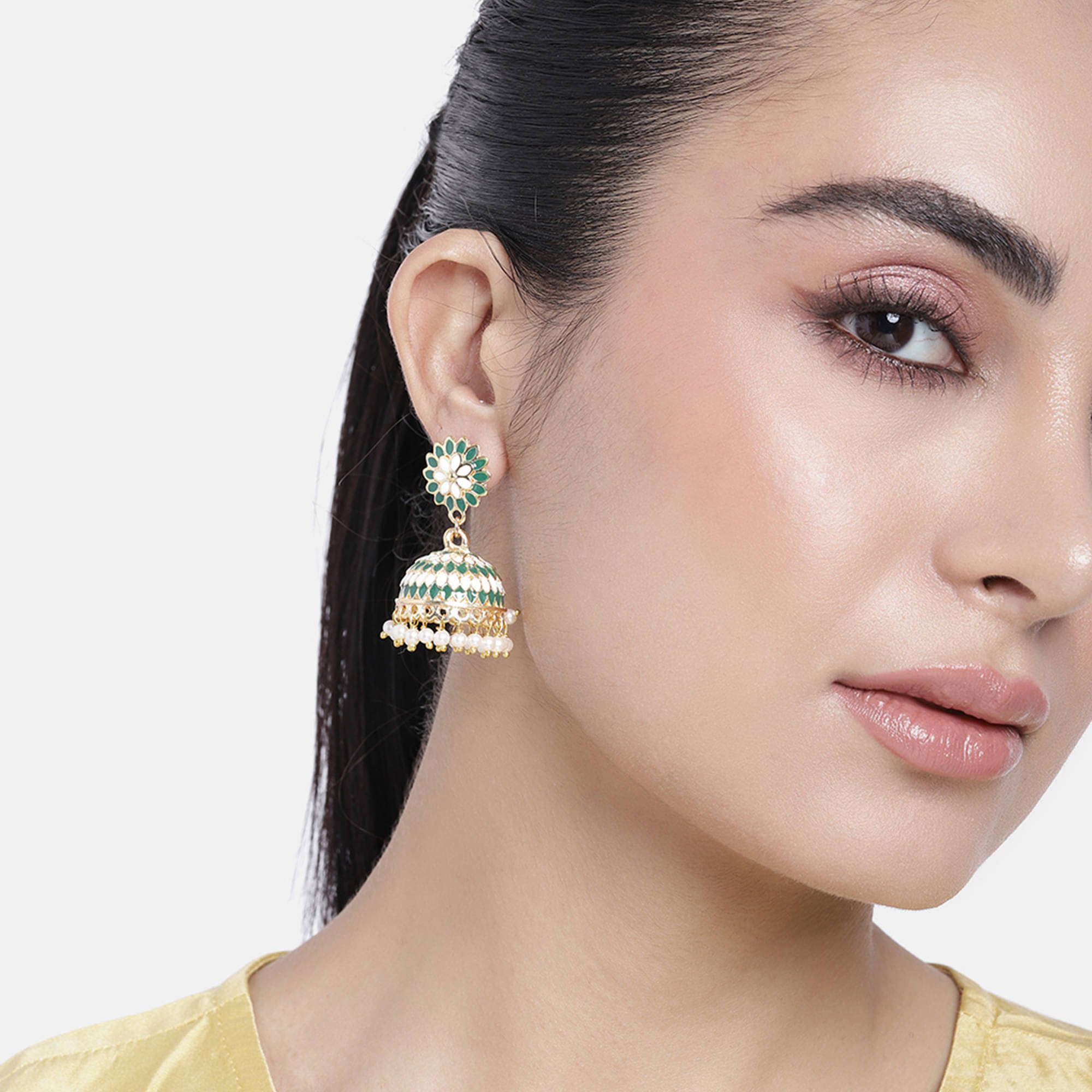     			Estele Green Jhumki Earrings ( Pack of 1 )