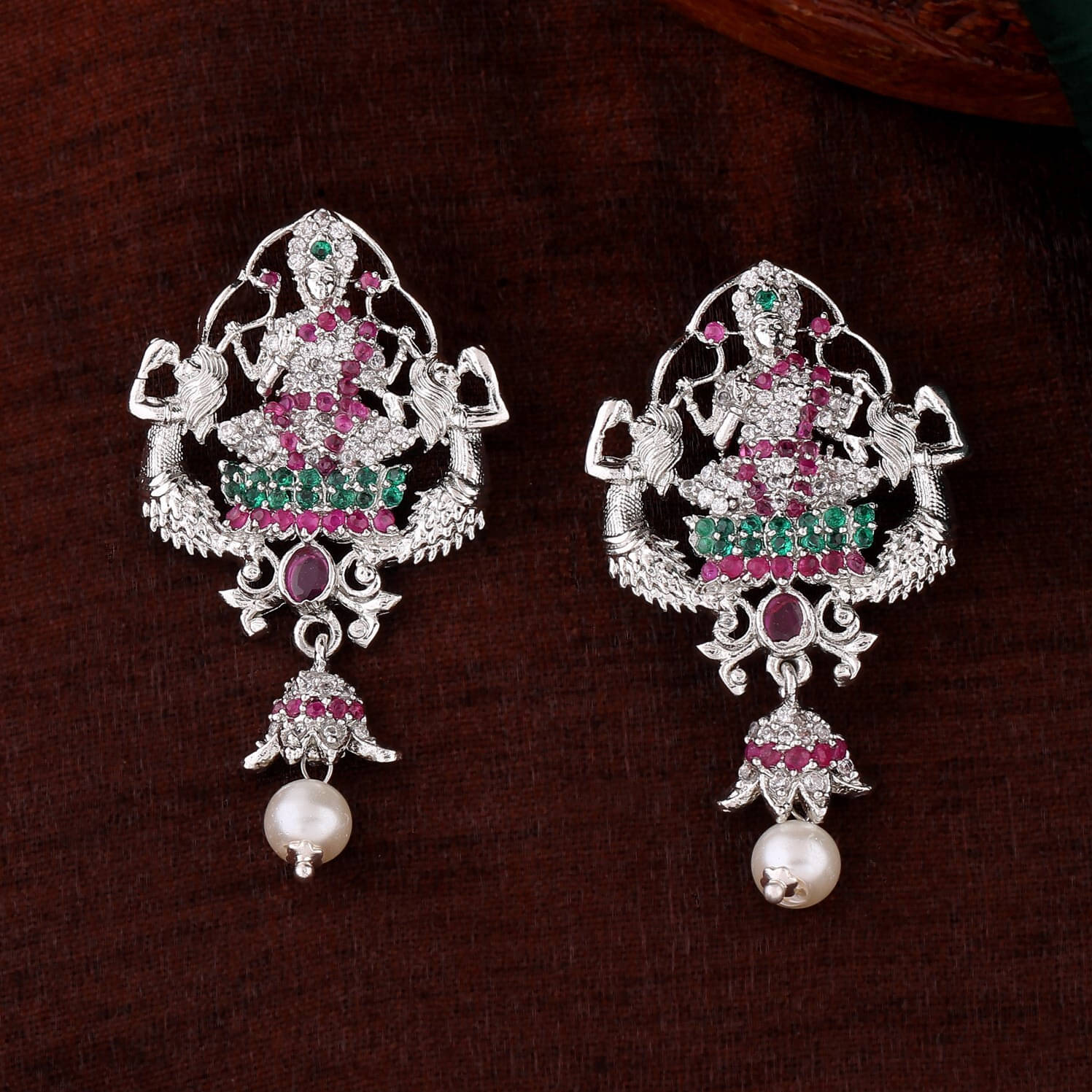     			Estele Multi Color Danglers Earrings ( Pack of 1 )