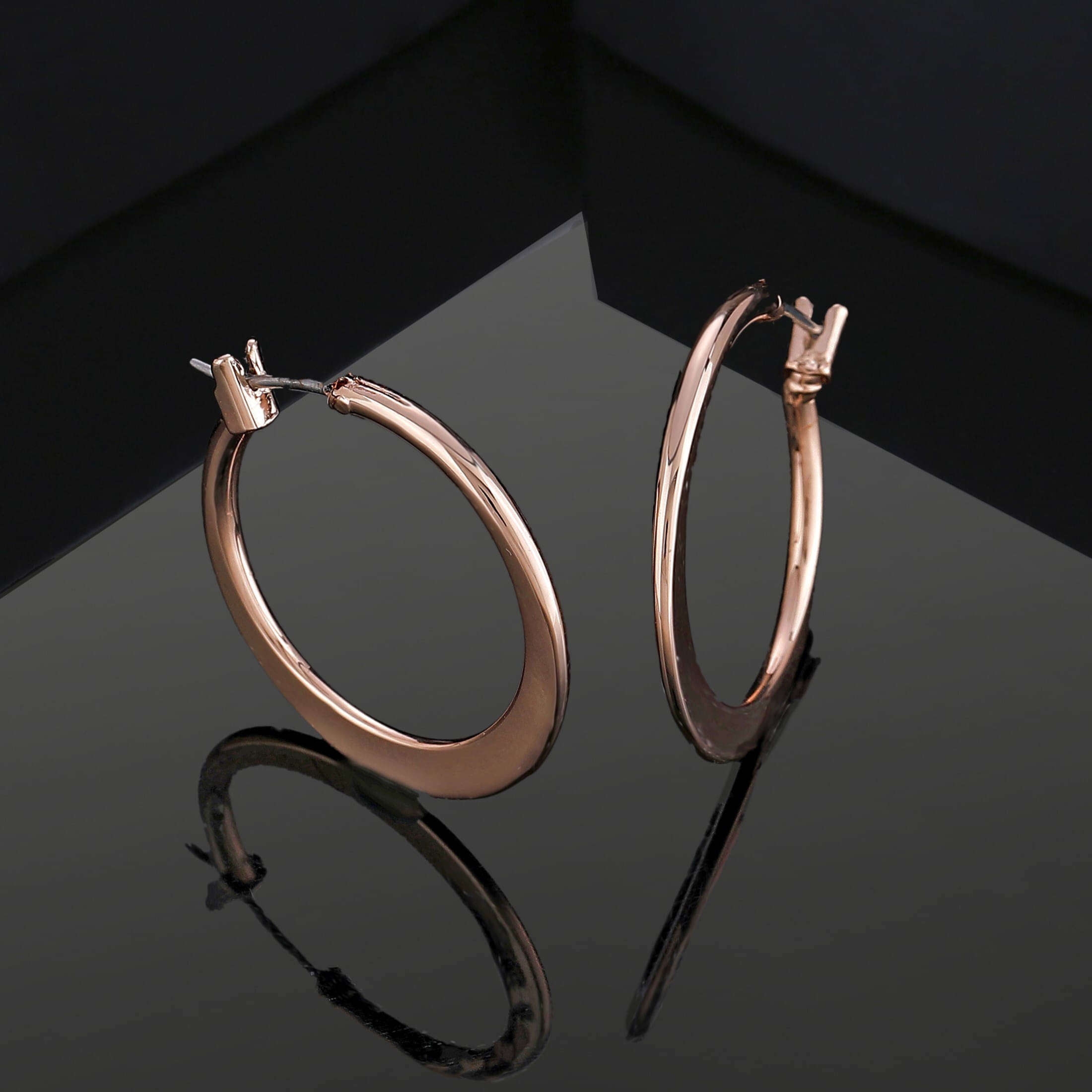     			Estele Rose Gold Hoops Earrings ( Pack of 1 )