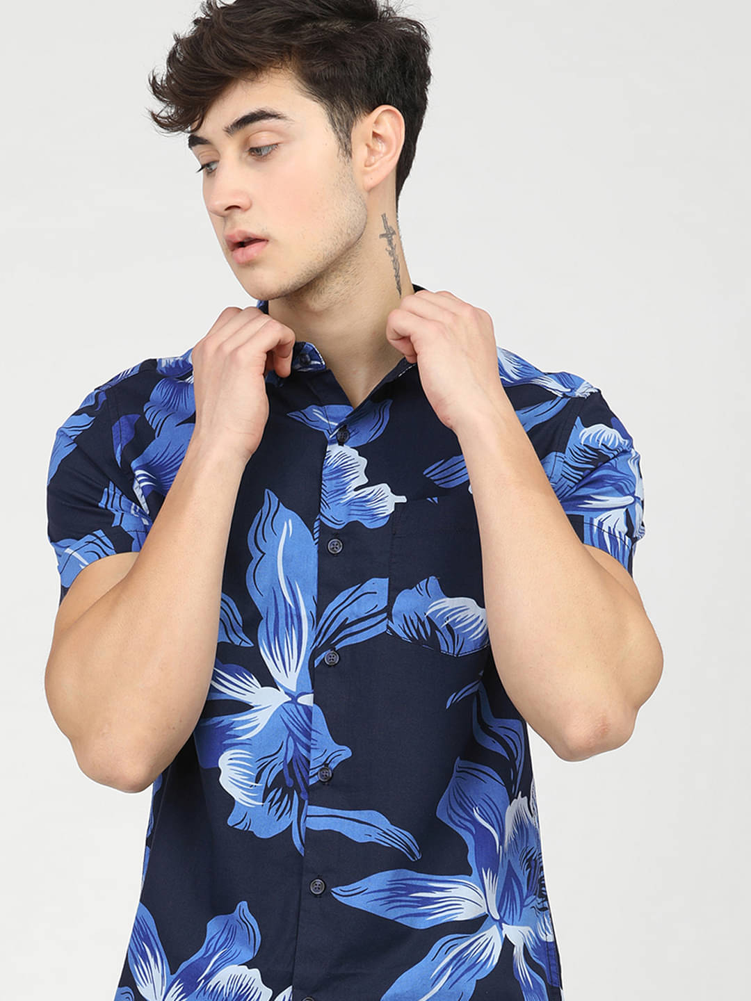     			Highlander 100% Cotton Slim Fit Printed Half Sleeves Men's Casual Shirt - Blue ( Pack of 1 )