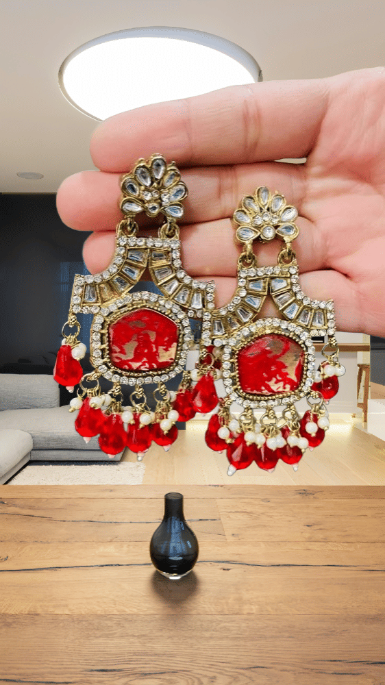     			Opus Gems Red Chandelier Earrings ( Pack of 1 )