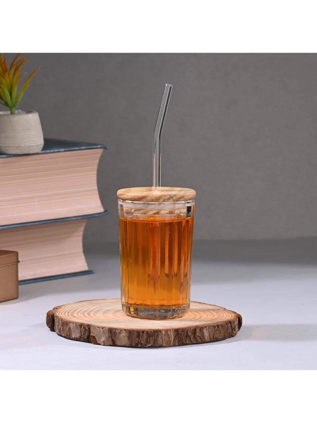 AFAST Milk & Juice Shipper Glass Embossed Glasses 180 ml ( Pack of 1 ) Transparent AFAST Milk & Juice Shipper Glass Embossed Glasses 180 ml ( Pack of 1 ) Transparent