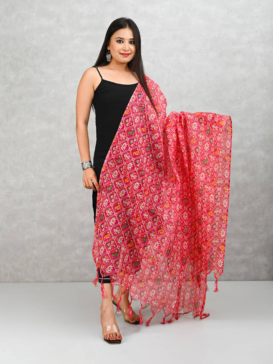 Anjaneya Creations Pink Cotton Blend Women's Dupatta - ( Pack of 1 ) Anjaneya Creations Pink Cotton Blend Women's Dupatta - ( Pack of 1 )