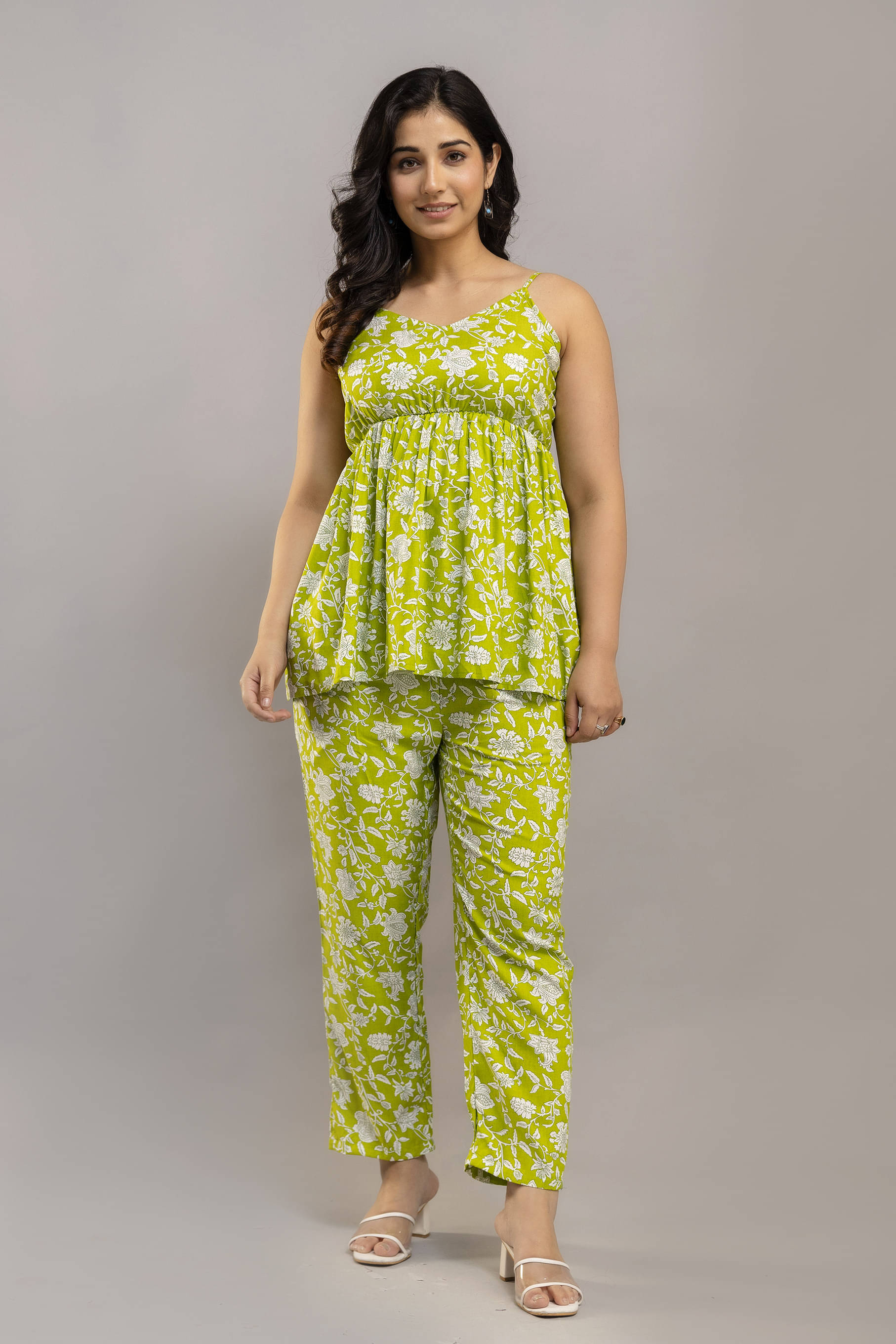     			CHANCHAL FASHION Women Printed Top With Trousers Co-Ord Set ( Green )