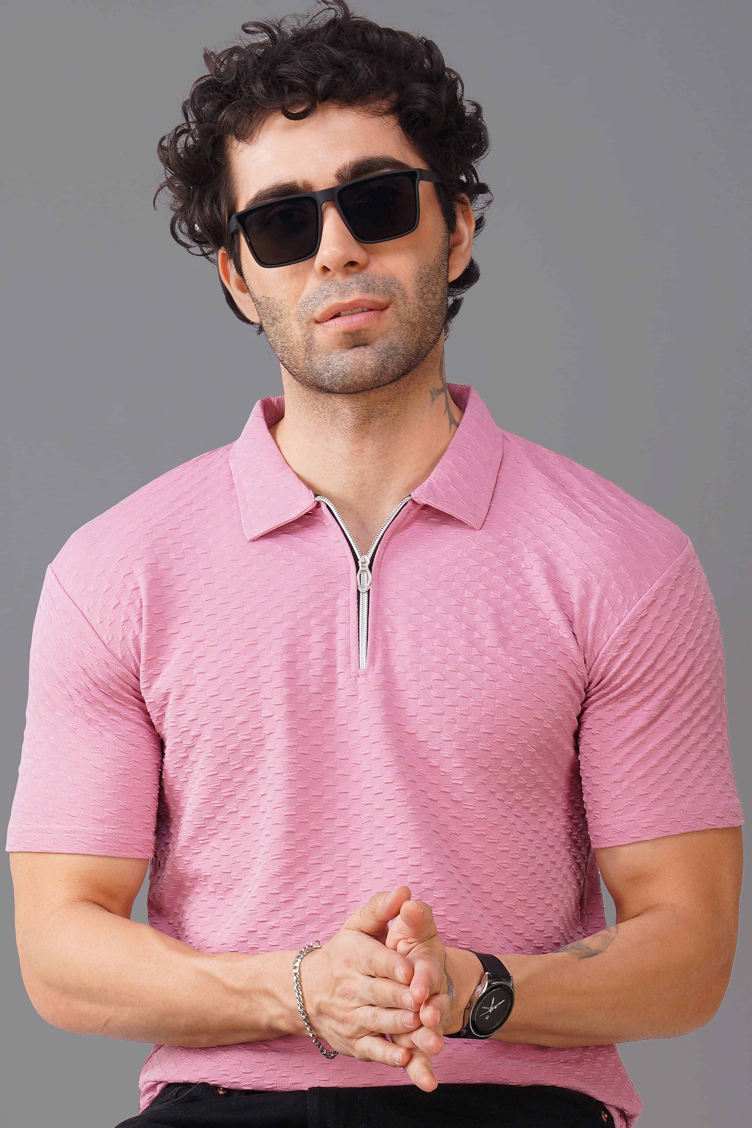     			CONWAY Men Cotton Blend Regular Fit Popcorn Textured Polo T Shirt ( Pink )