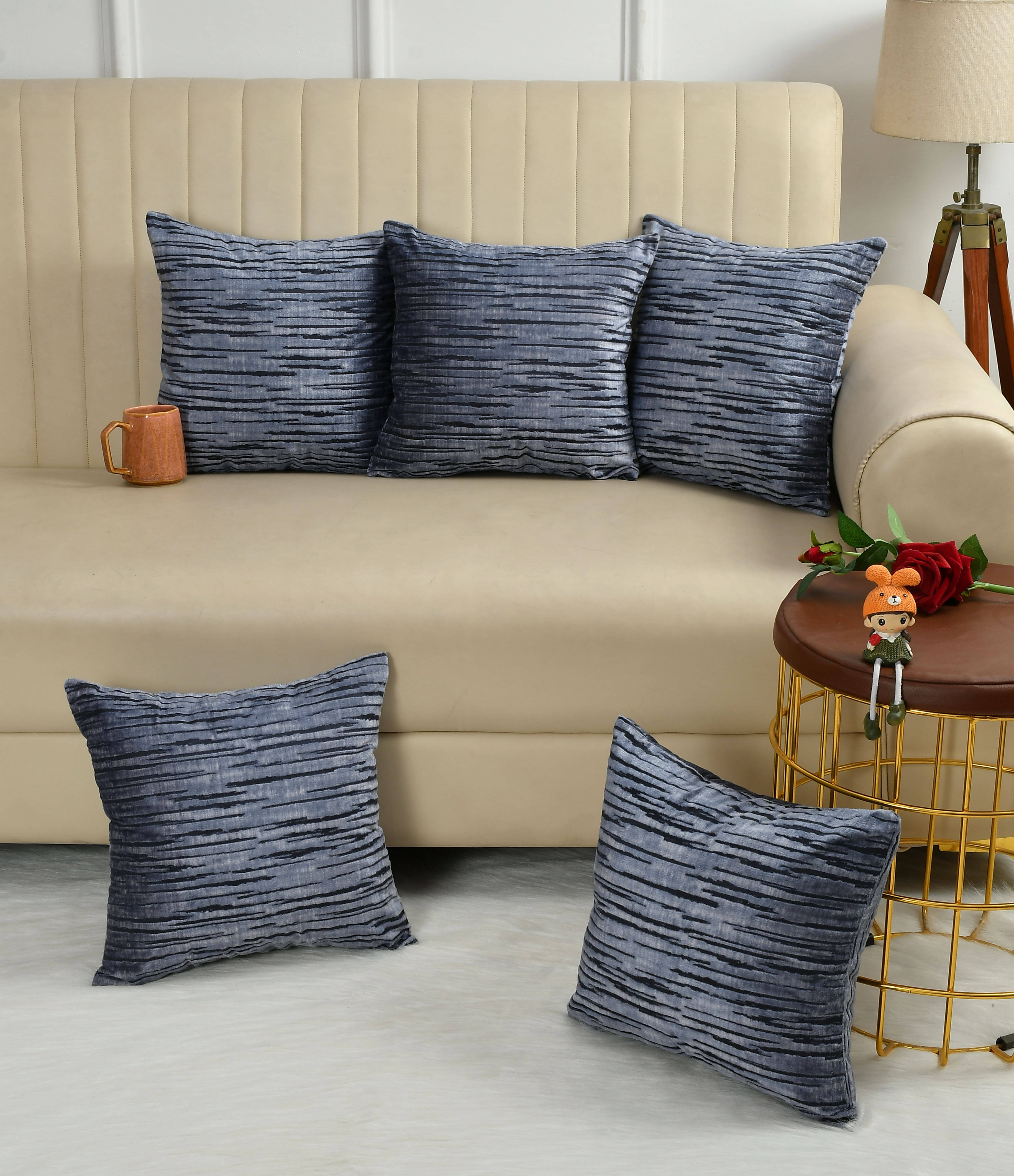 HudHud Furnishings Set of 5 Velvet Horizontal Striped Square Cushion Cover (40X40)cm - Gray HudHud Furnishings Set of 5 Velvet Horizontal Striped Square Cushion Cover (40X40)cm - Gray