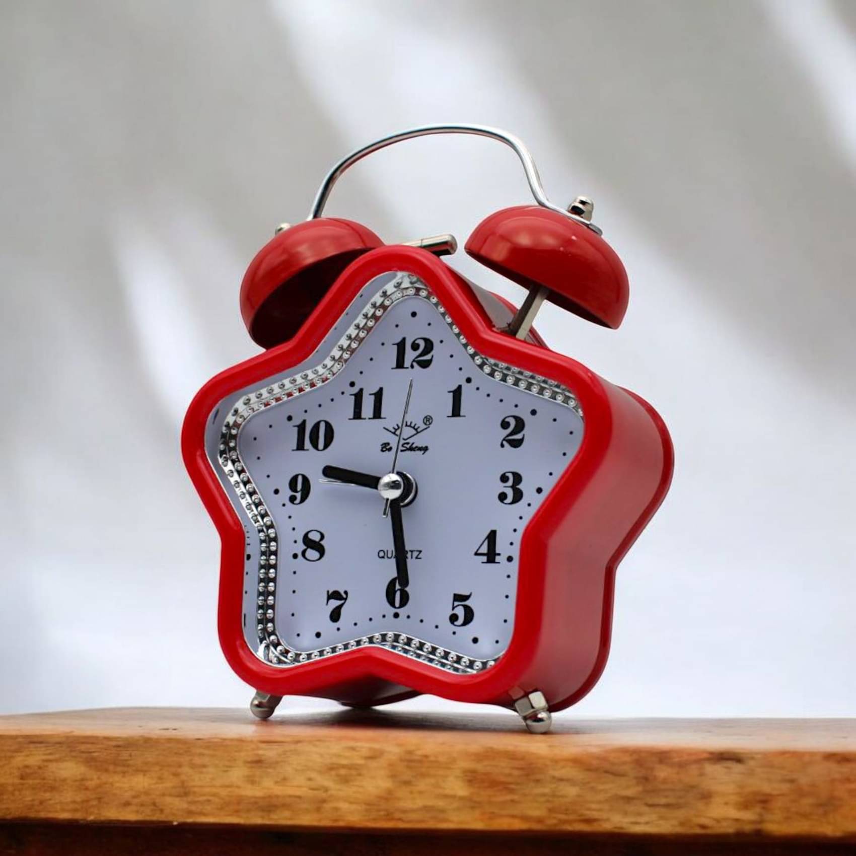     			LAZYWINDOW Analog Alarm Clock - Pack of 1