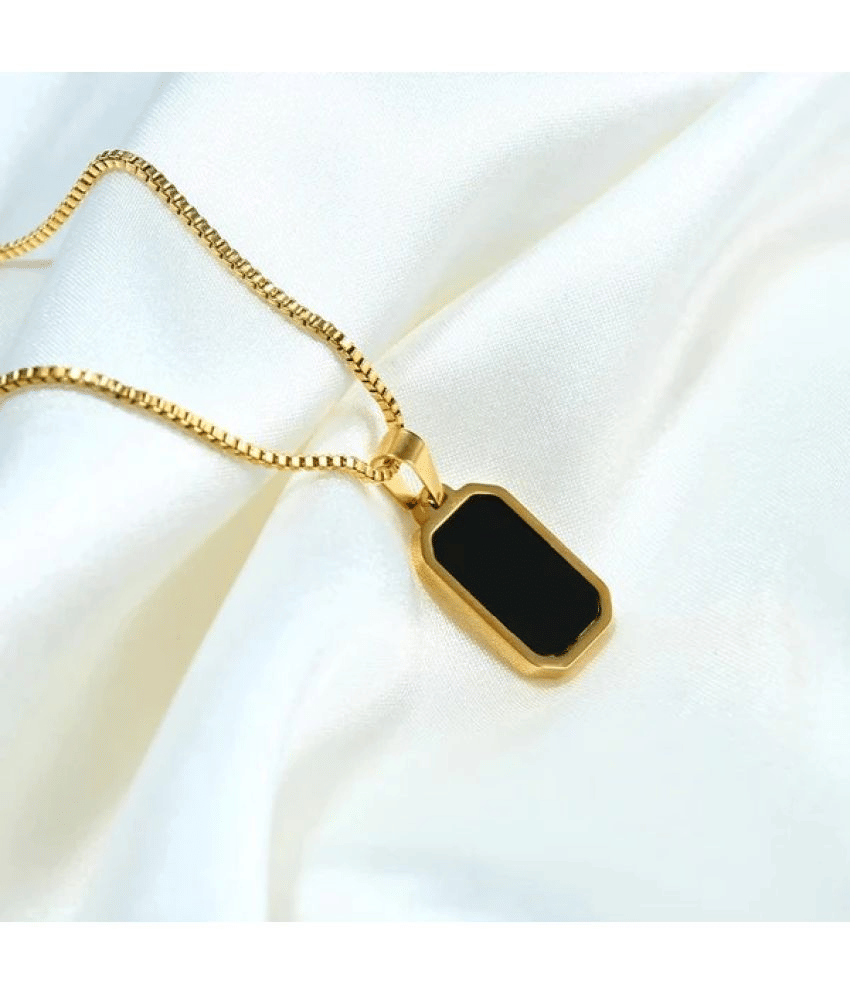 SUNHARI Black Pendant ( Pack of 1 ) SUNHARI Black Pendant ( Pack of 1 )