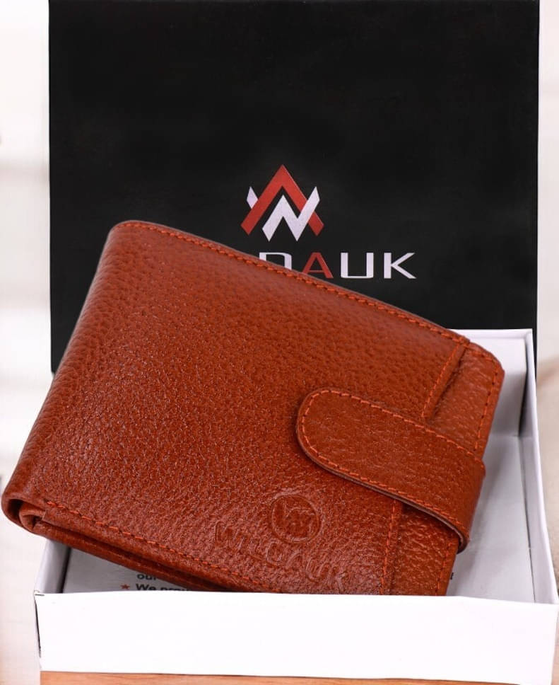     			WILDAUK 100% Leather Self Design Men's Regular Wallet With More Than 10 Slots For Card ( Brown , Pack of 1 )