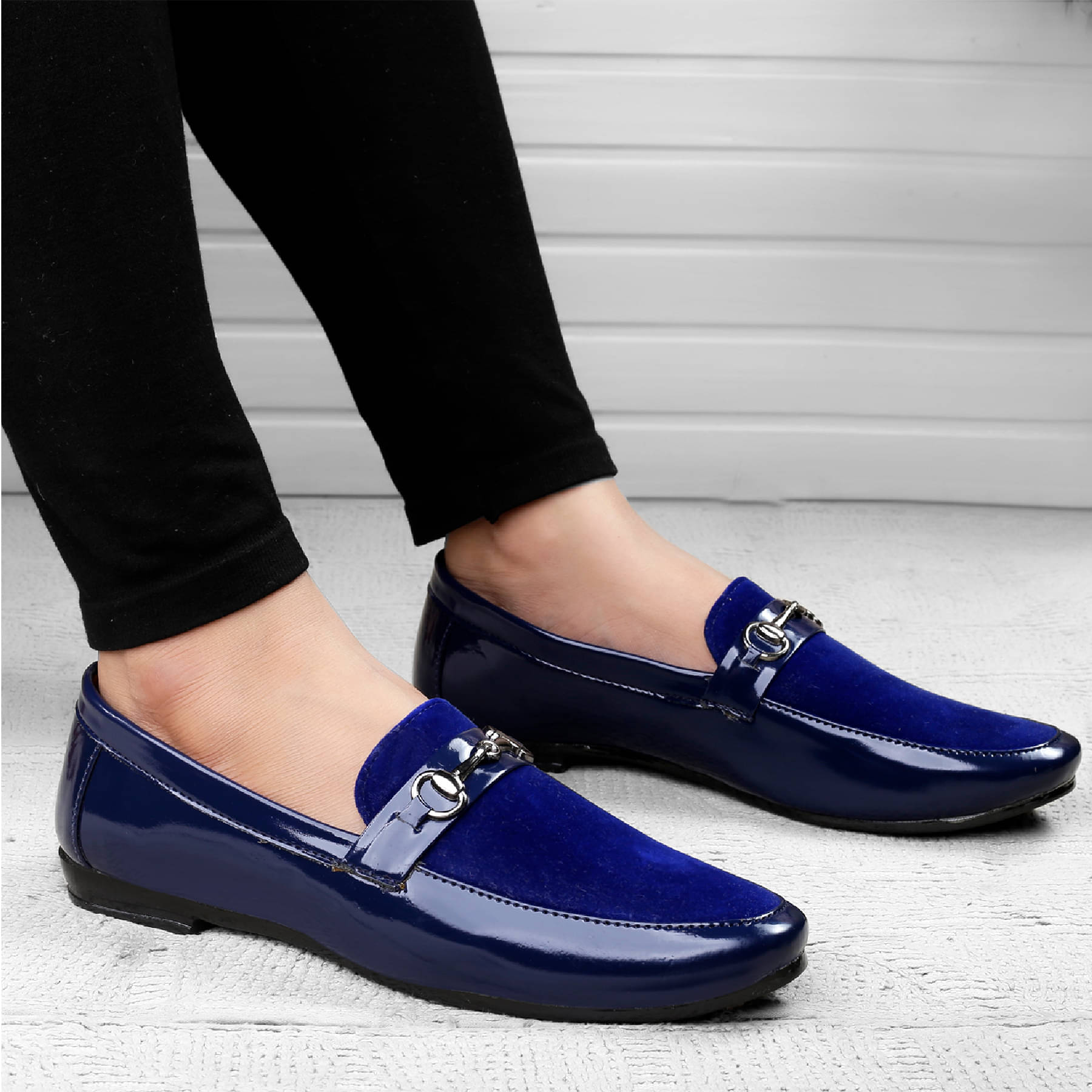     			BXXY Blue Men's Hazel