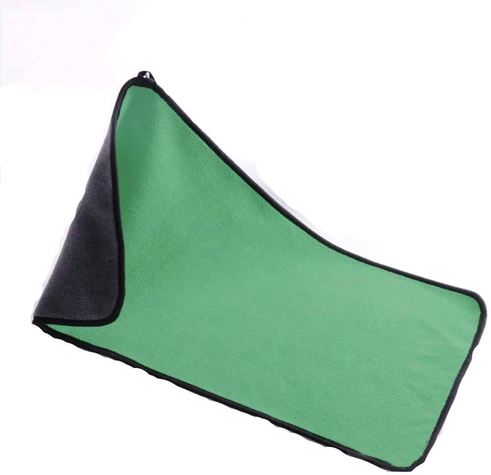 Favoto Green 800 GSM Microfiber Cloth For Automobile ( Pack of 2 )     			Favoto Green 800 GSM Microfiber Cloth For Automobile ( Pack of 2 )