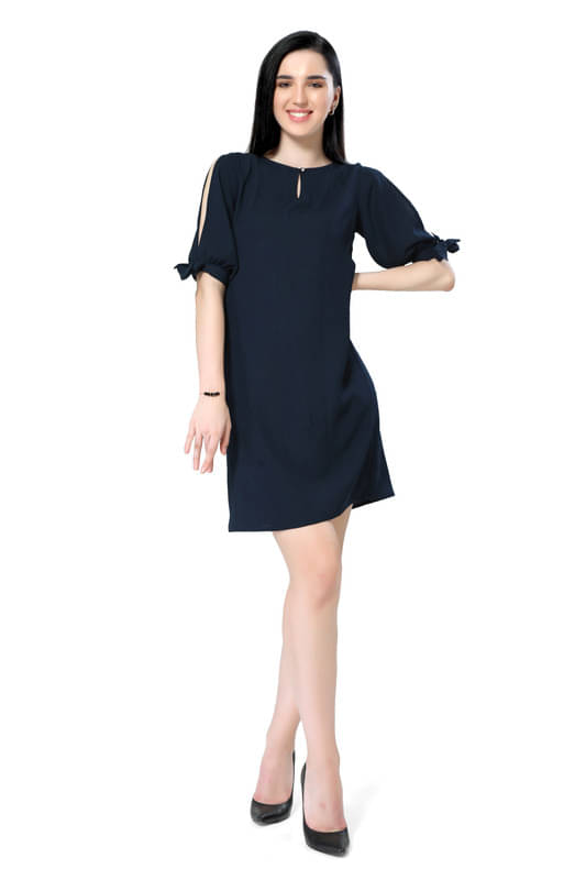     			Mantra Fashion Women's Navy Solid Knee Length Shift Dress ( Pack of 1 )