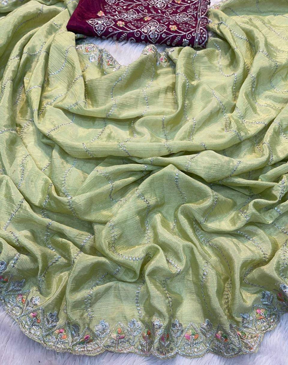     			Maruti saree Chiffon Embroidered Saree With Unstitched Blouse Piece ( Light Green )