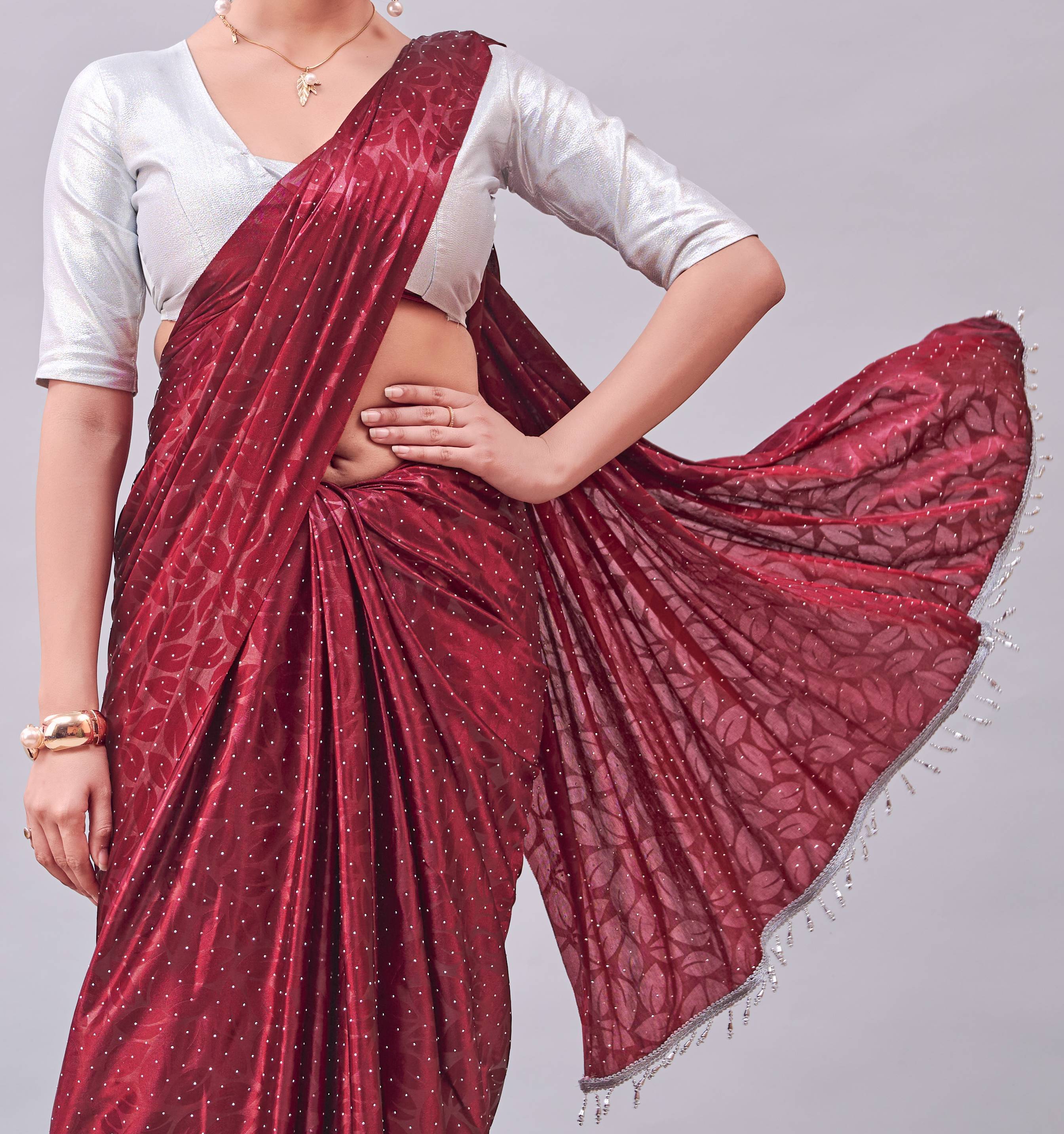     			Parmila Fashion Chiffon Embellished Saree With Unstitched Blouse Piece ( Pink )