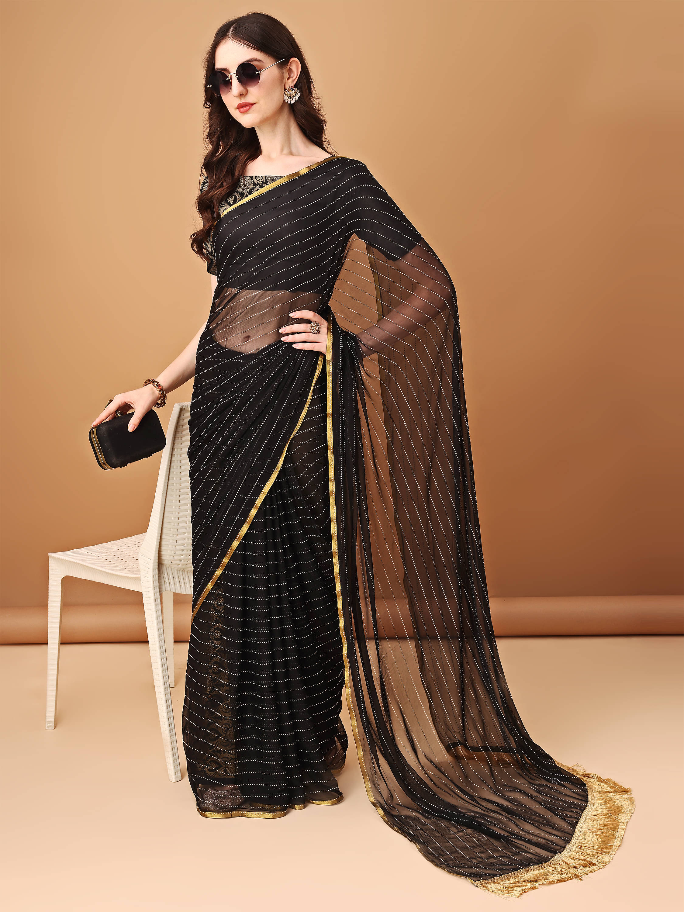 Parmila Fashion Chiffon Embellished Saree With Unstitched Blouse Piece ( Black ) Parmila Fashion Chiffon Embellished Saree With Unstitched Blouse Piece ( Black )