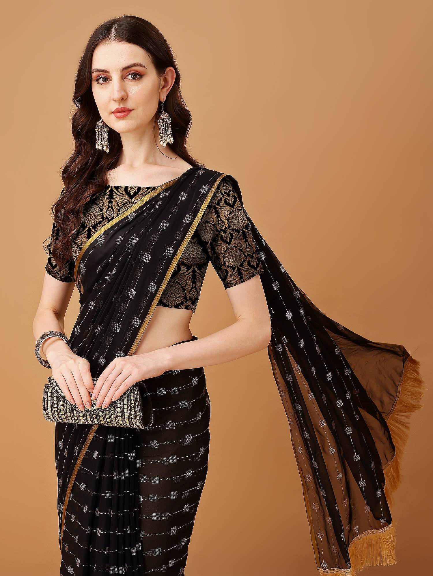    			Parmila Fashion Georgette Embellished Saree With Unstitched Blouse Piece ( Black )