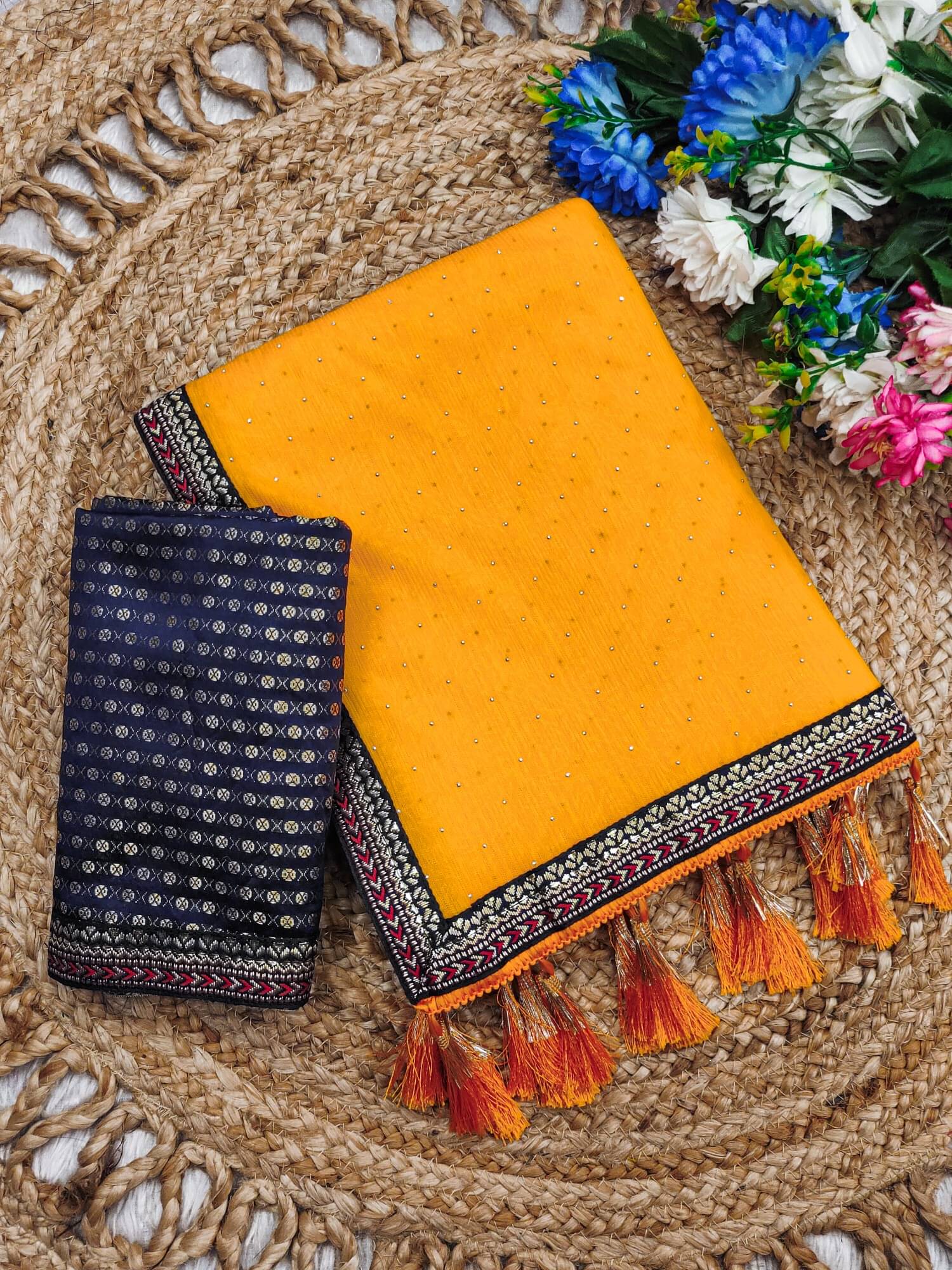     			Parmila Fashion Silk Embellished Saree With Unstitched Blouse Piece ( Gold )