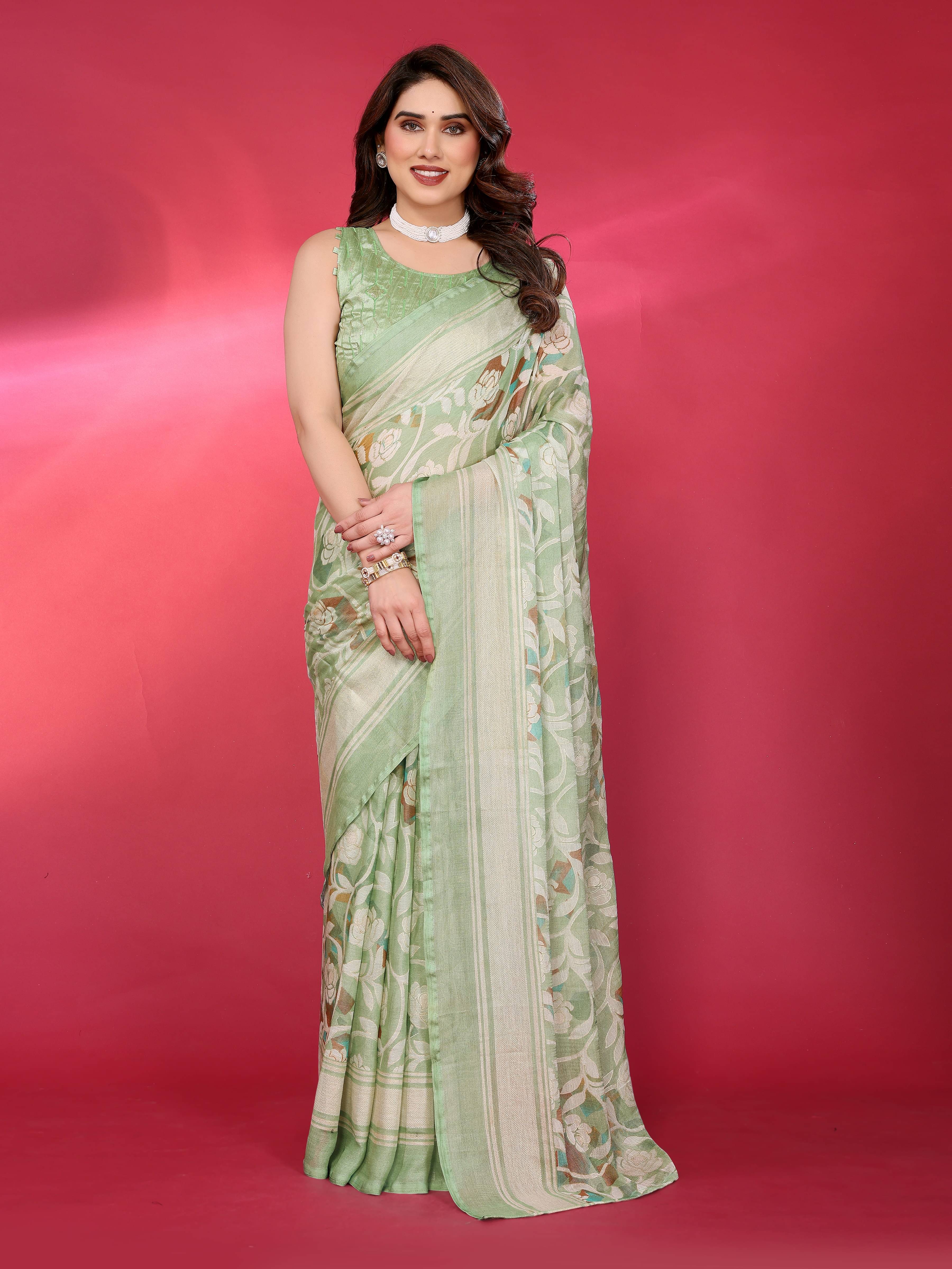 VEDANT VASTRAM Chiffon Printed Saree With Unstitched Blouse Piece ( Green ) VEDANT VASTRAM Chiffon Printed Saree With Unstitched Blouse Piece ( Green )