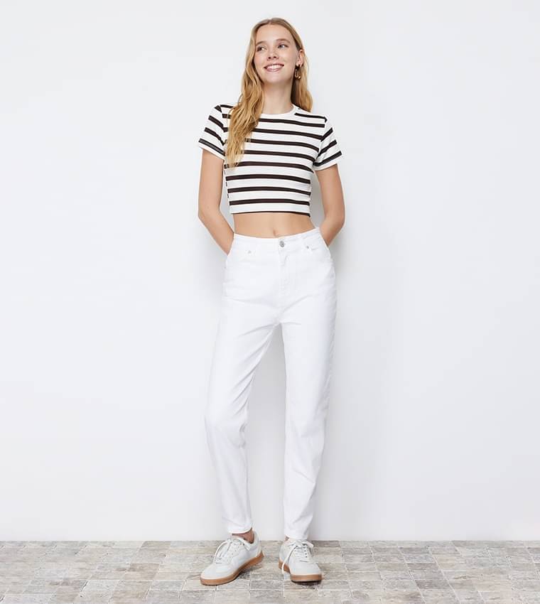     			WOOMNY - White Denim Mom Fit Women's Jeans ( Pack of 1 )