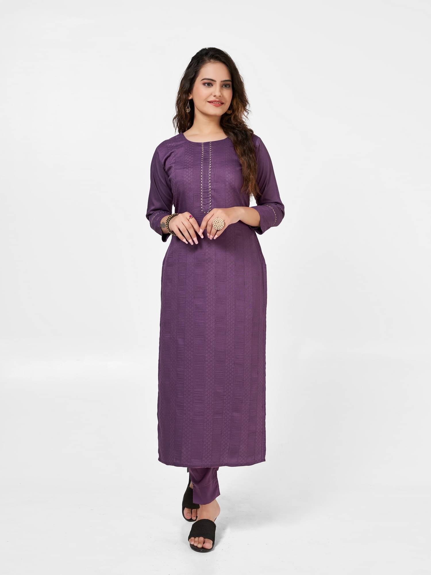 A TO Z CART Women's Cotton Blend Self Design Kurti With Pants ( Wine )     			A TO Z CART Women's Cotton Blend Self Design Kurti With Pants ( Wine )