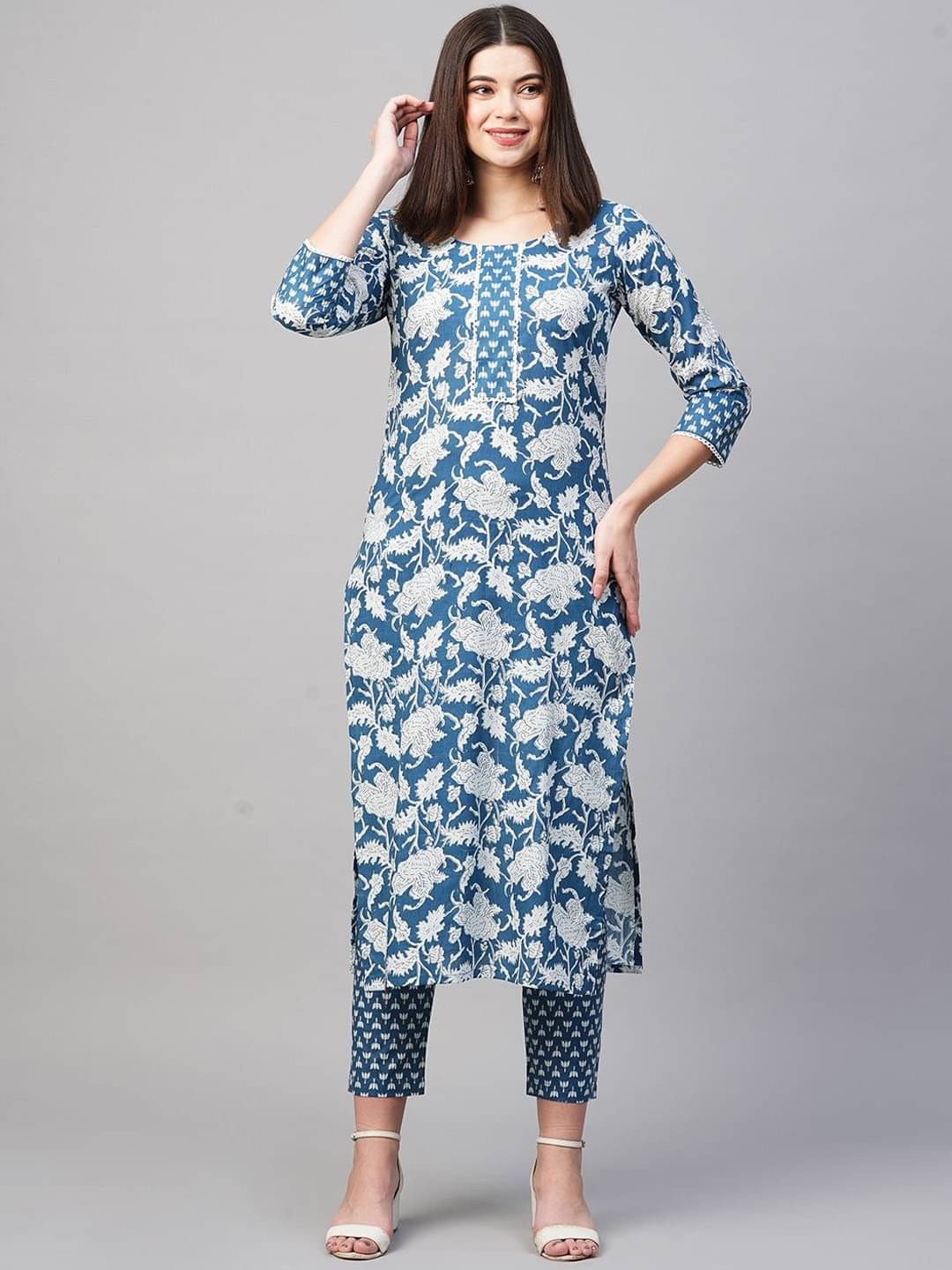 A TO Z CART Women Cotton Blend Printed Straight Kurti With Pants ( Teal )     			A TO Z CART Women Cotton Blend Printed Straight Kurti With Pants ( Teal )
