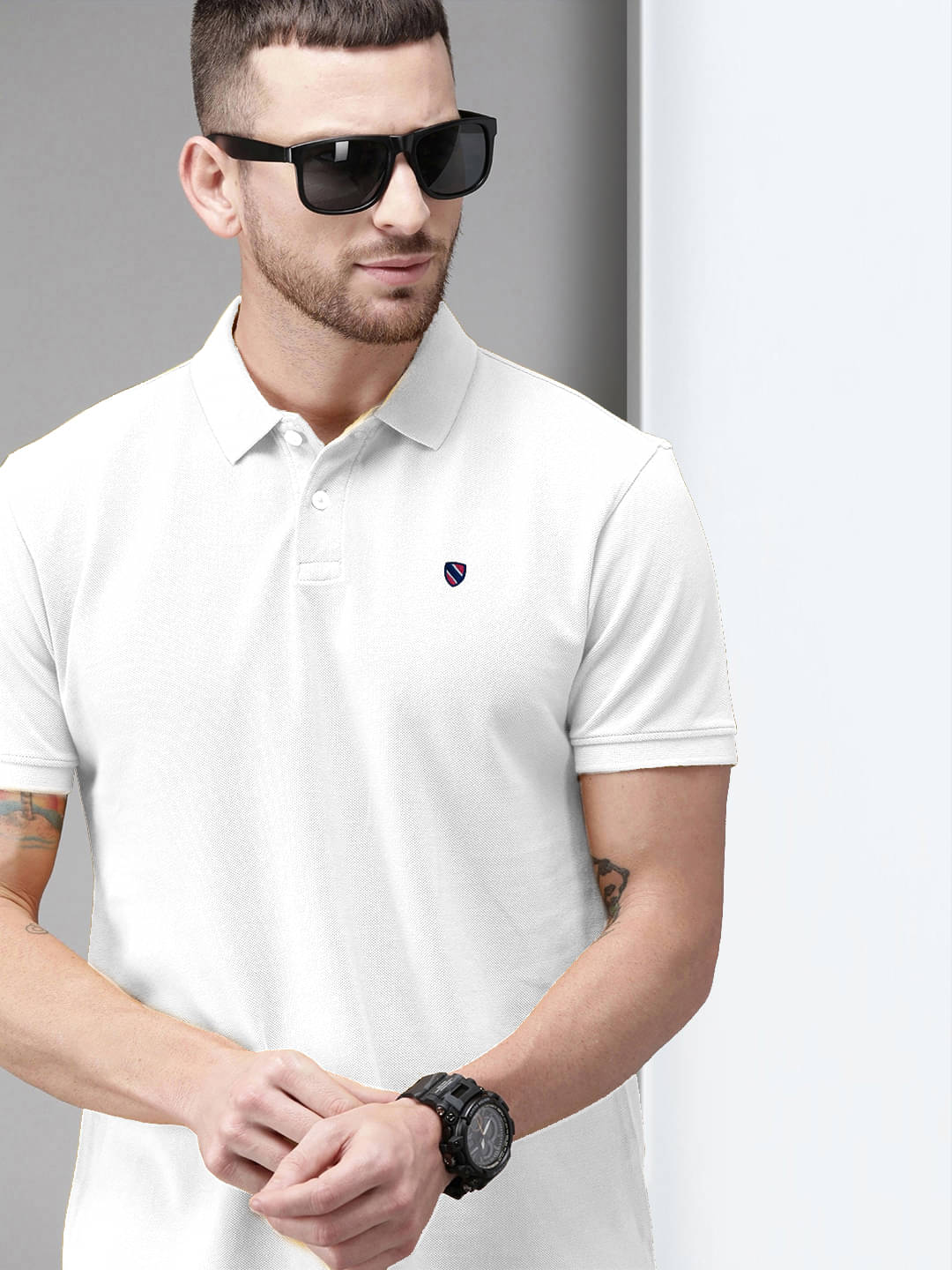     			AIN6 Men Cotton Blend Regular Fit Solid Polo T Shirt ( White )