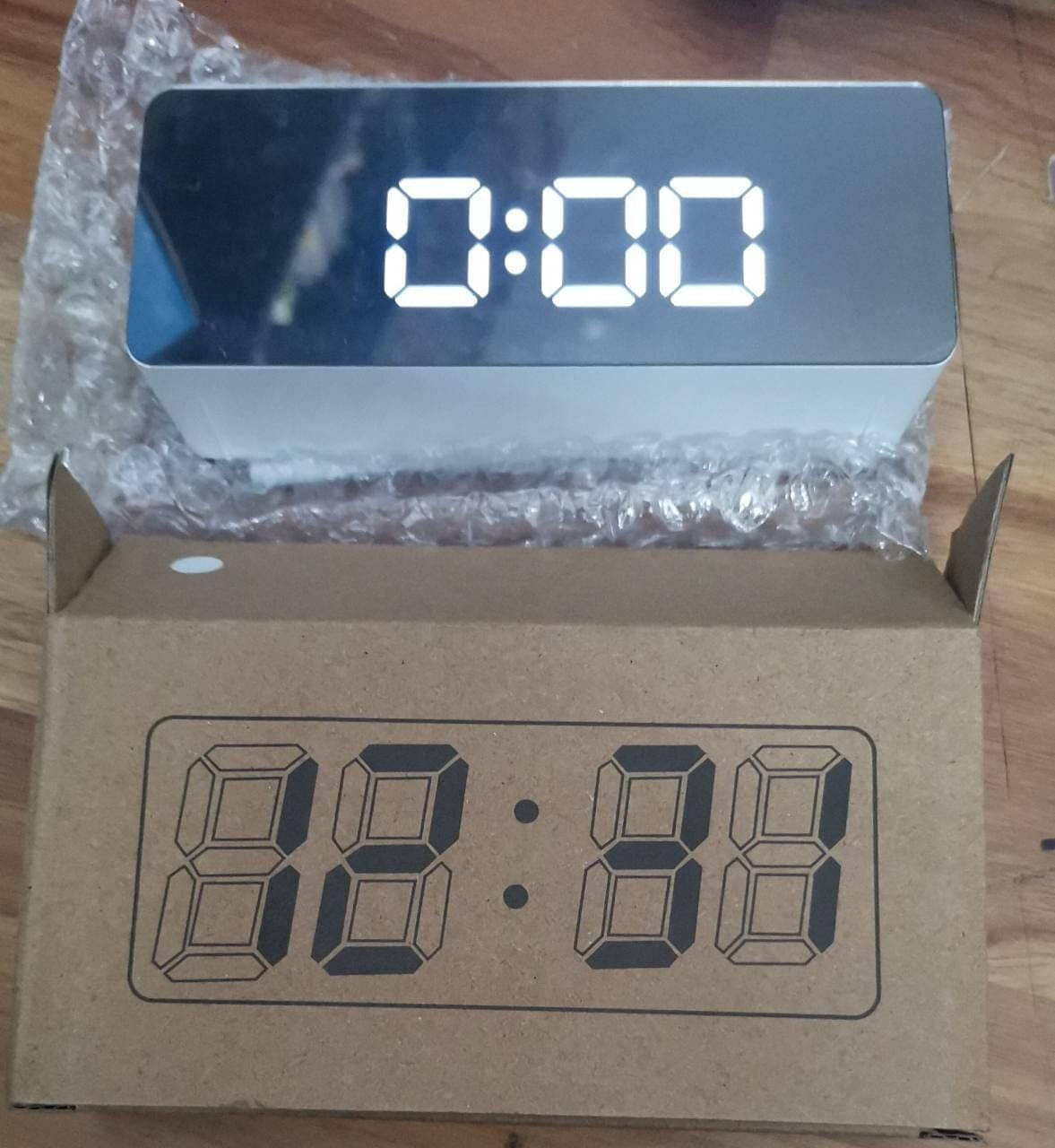 FIVANIO Digital Plastic Rectangular Table Clock - Pack of 1 FIVANIO Digital Plastic Rectangular Table Clock - Pack of 1