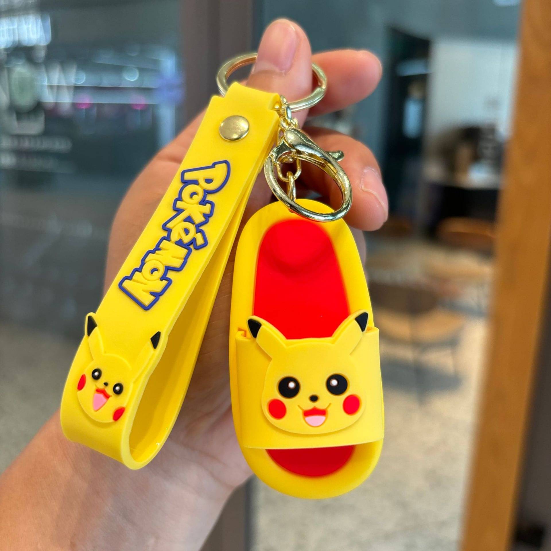     			Flenzy Red Key Chain ( Pack of 1 )
