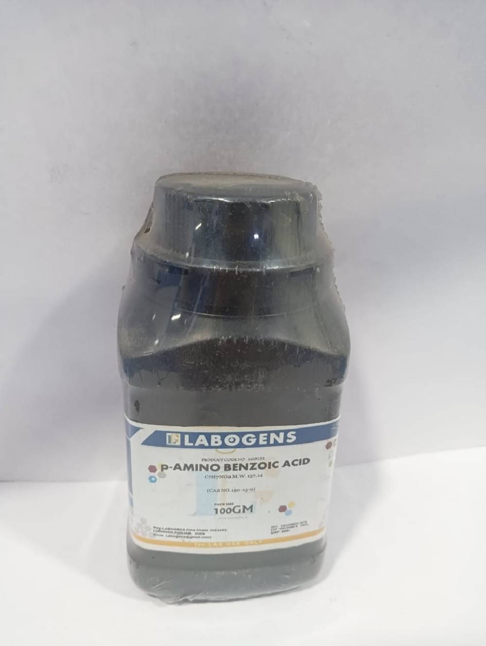     			LABOGENS 4-AMINOBENZOIC ACID Extra Pure 100GM