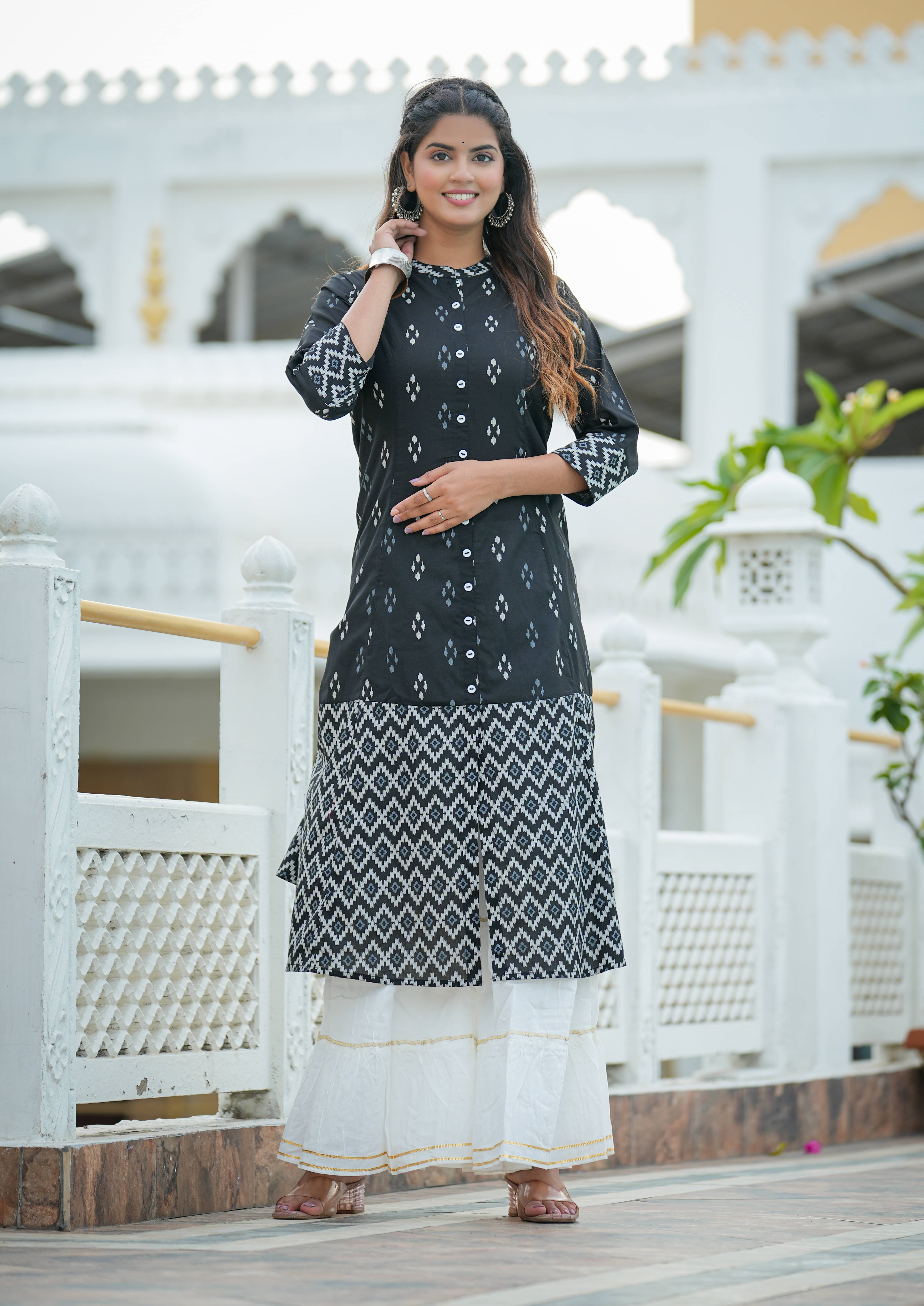 Yash Gallery Women's Cotton Printed Front Slit Kurti - ( Black ) Yash Gallery Women's Cotton Printed Front Slit Kurti - ( Black )
