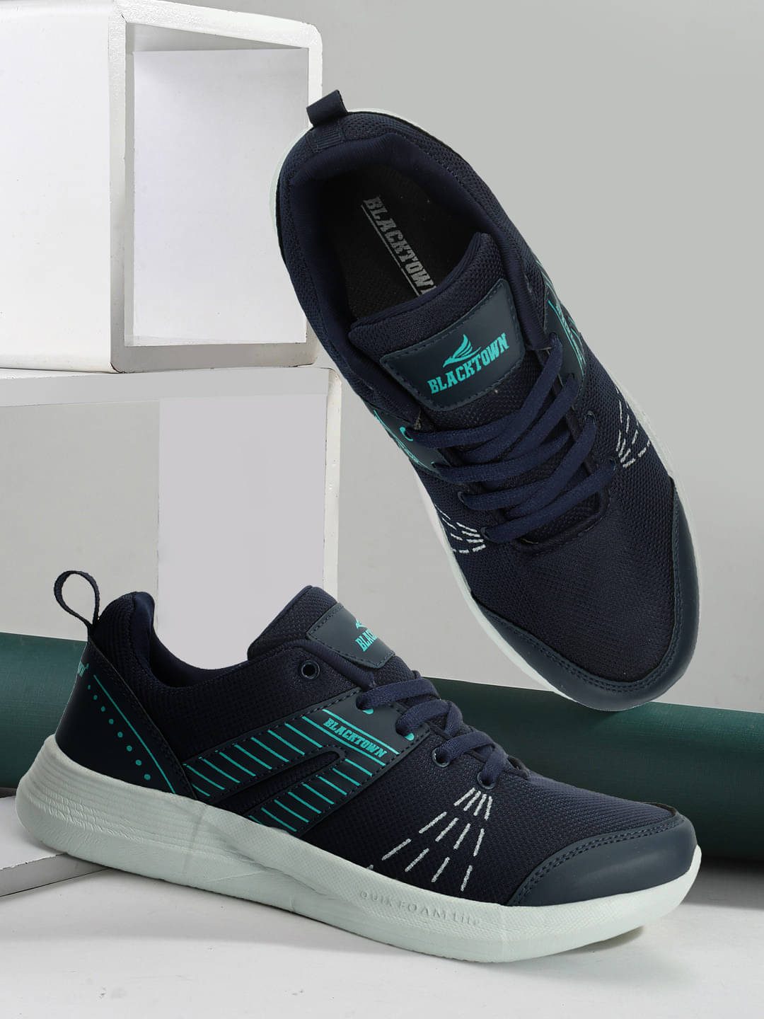     			BLACKTOWN Navy Men's Sports Running Shoes