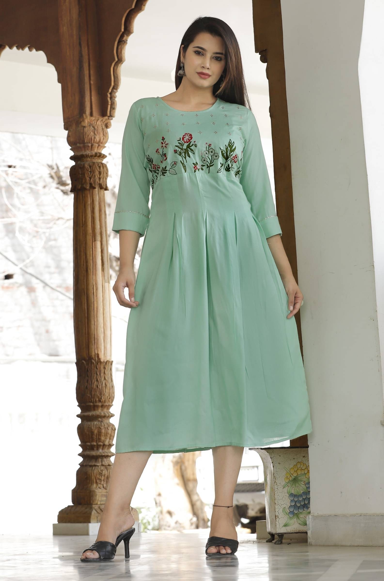 Mehsoos Women's Viscose Rayon Embroidered Anarkali Kurti - ( Light Green )     			Mehsoos Women's Viscose Rayon Embroidered Anarkali Kurti - ( Light Green )